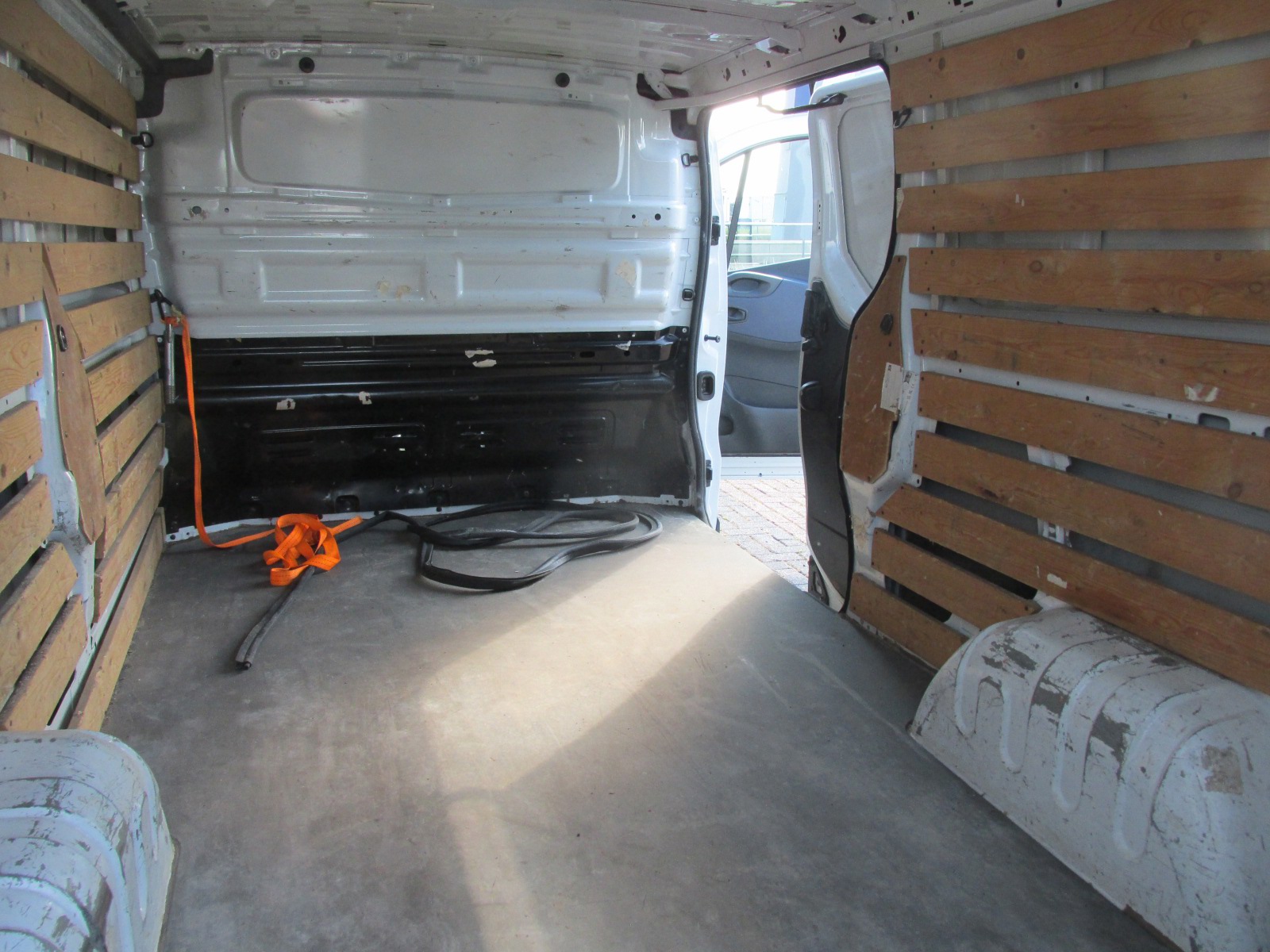 Foto van Opel Vivaro-b