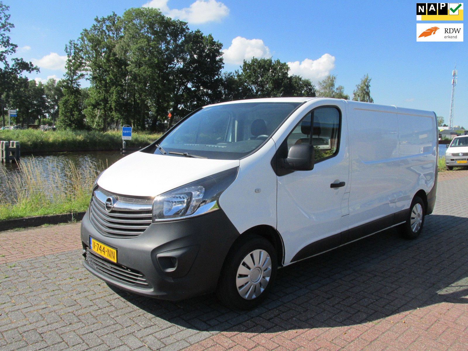 Opel Vivaro-b 1.6 CDTI L2H1 LWB lang euro 6  Airco Cruise gebruikersschade 2018 - voorkant