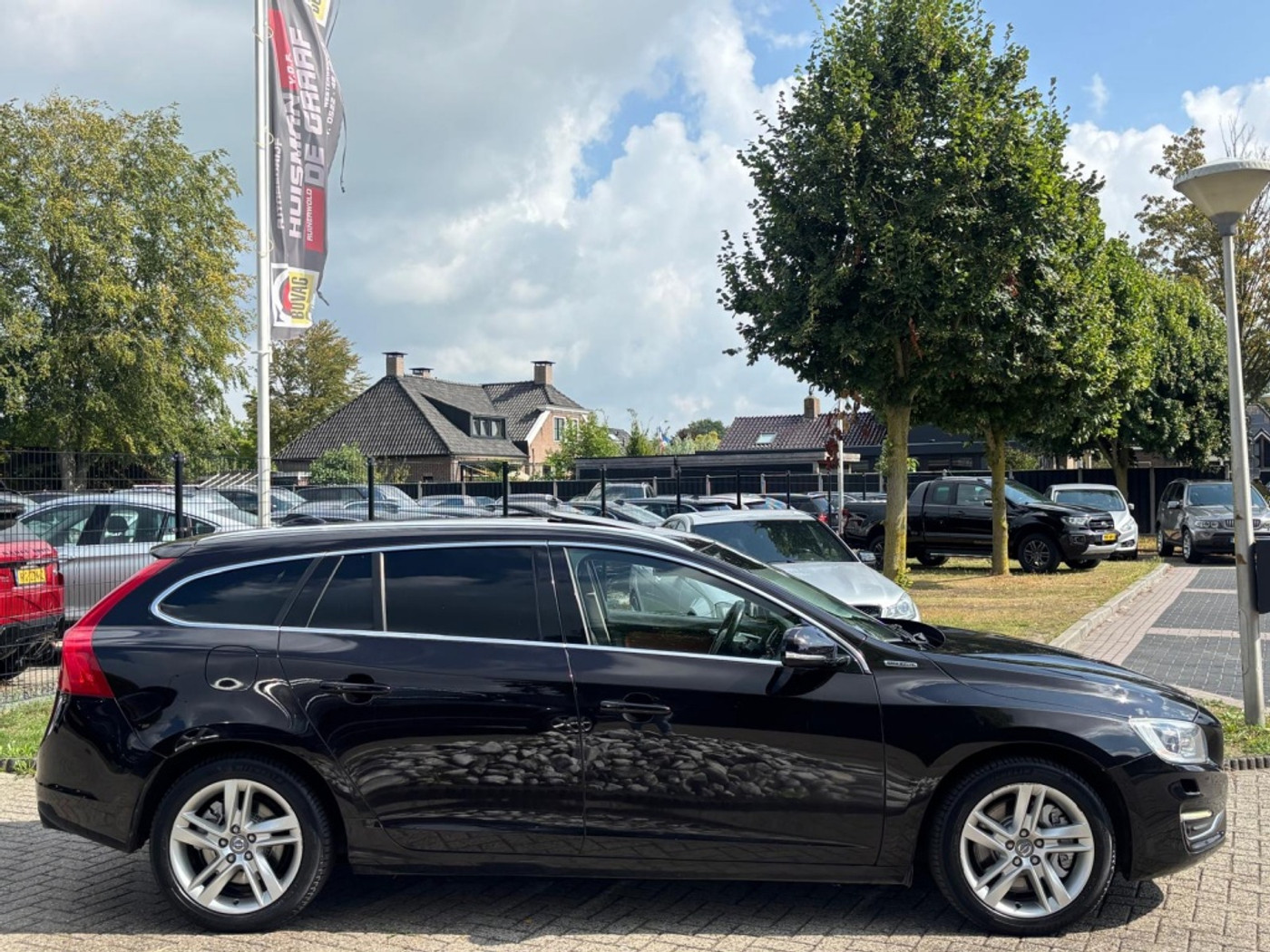 Foto van Volvo V60 Plug In Hybrid