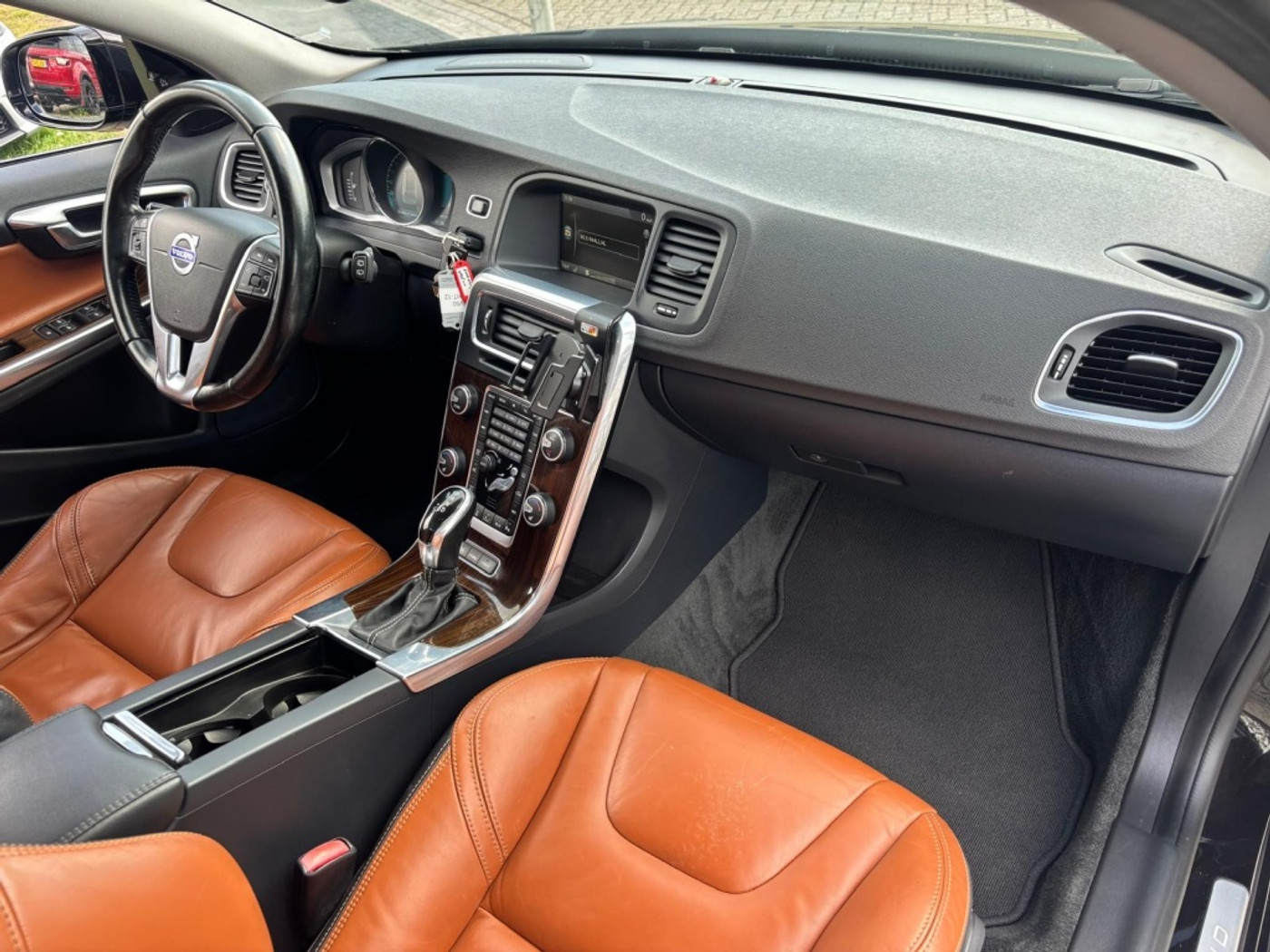 Foto van Volvo V60 Plug In Hybrid