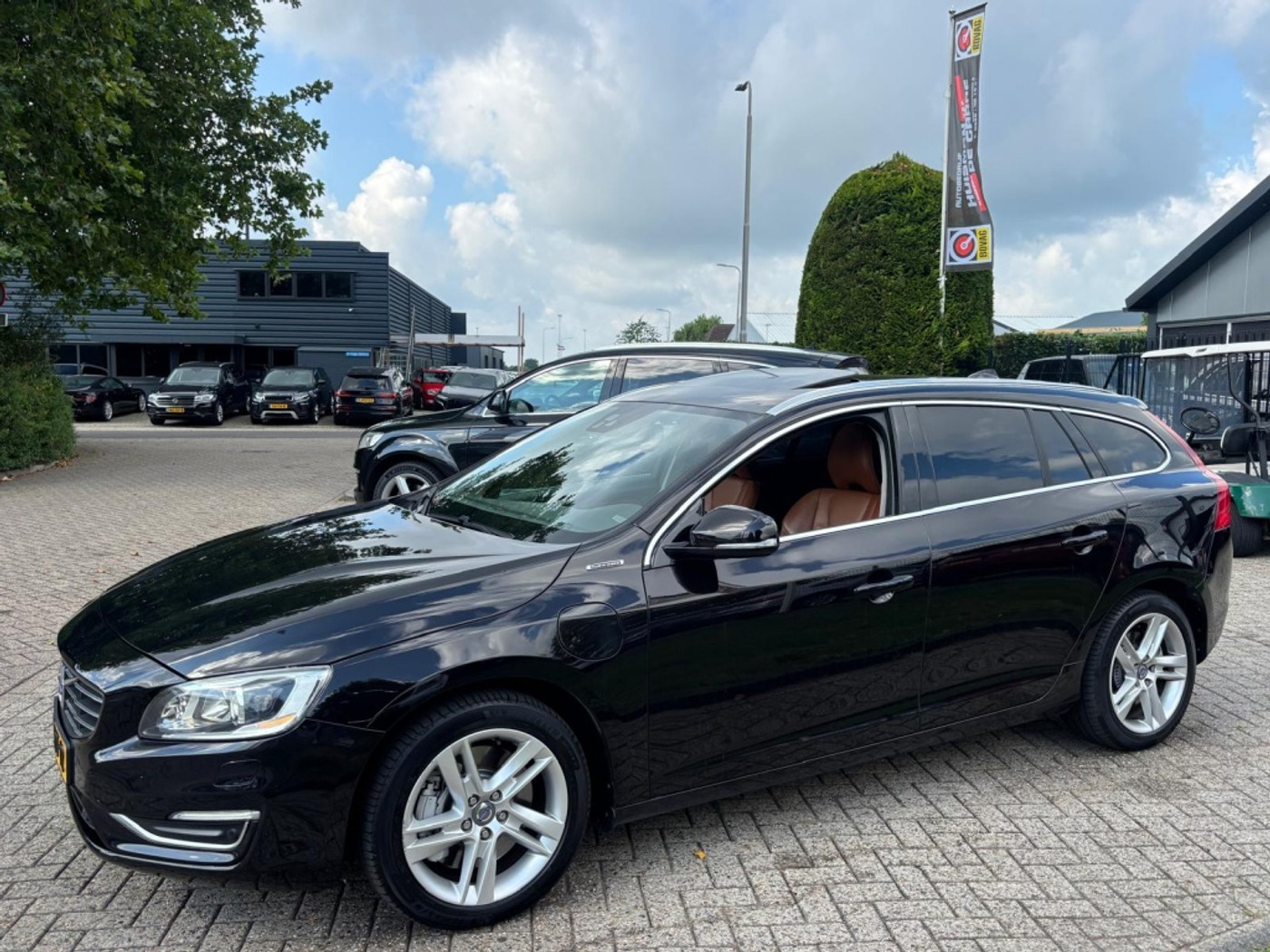 Foto van Volvo V60 Plug In Hybrid