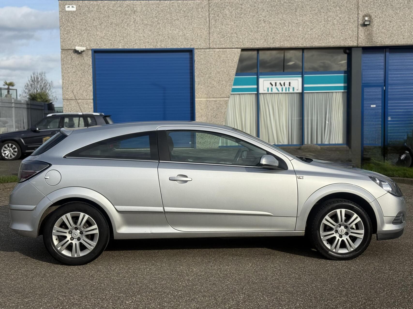 Foto van Opel Astra GTC