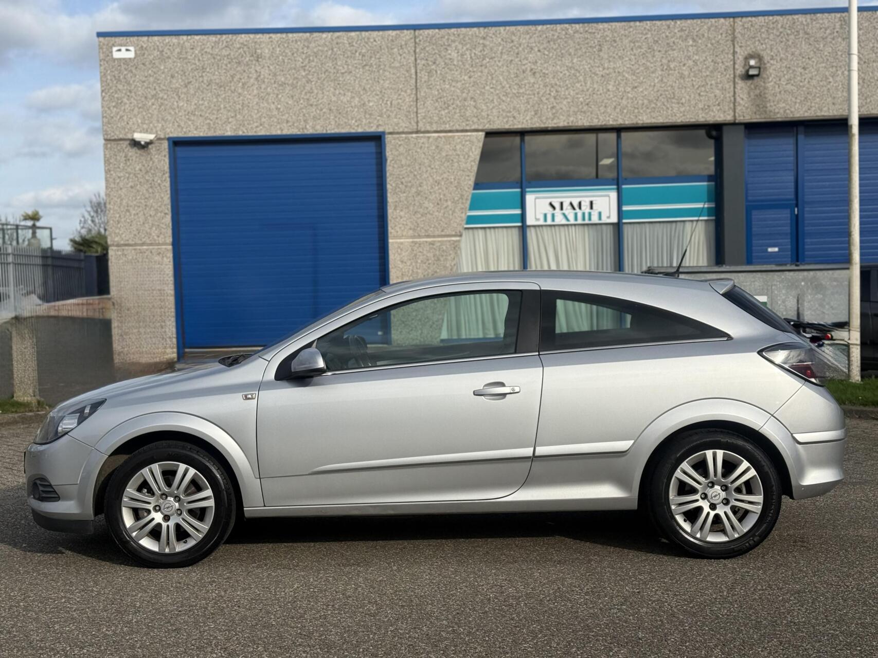 Foto van Opel Astra GTC