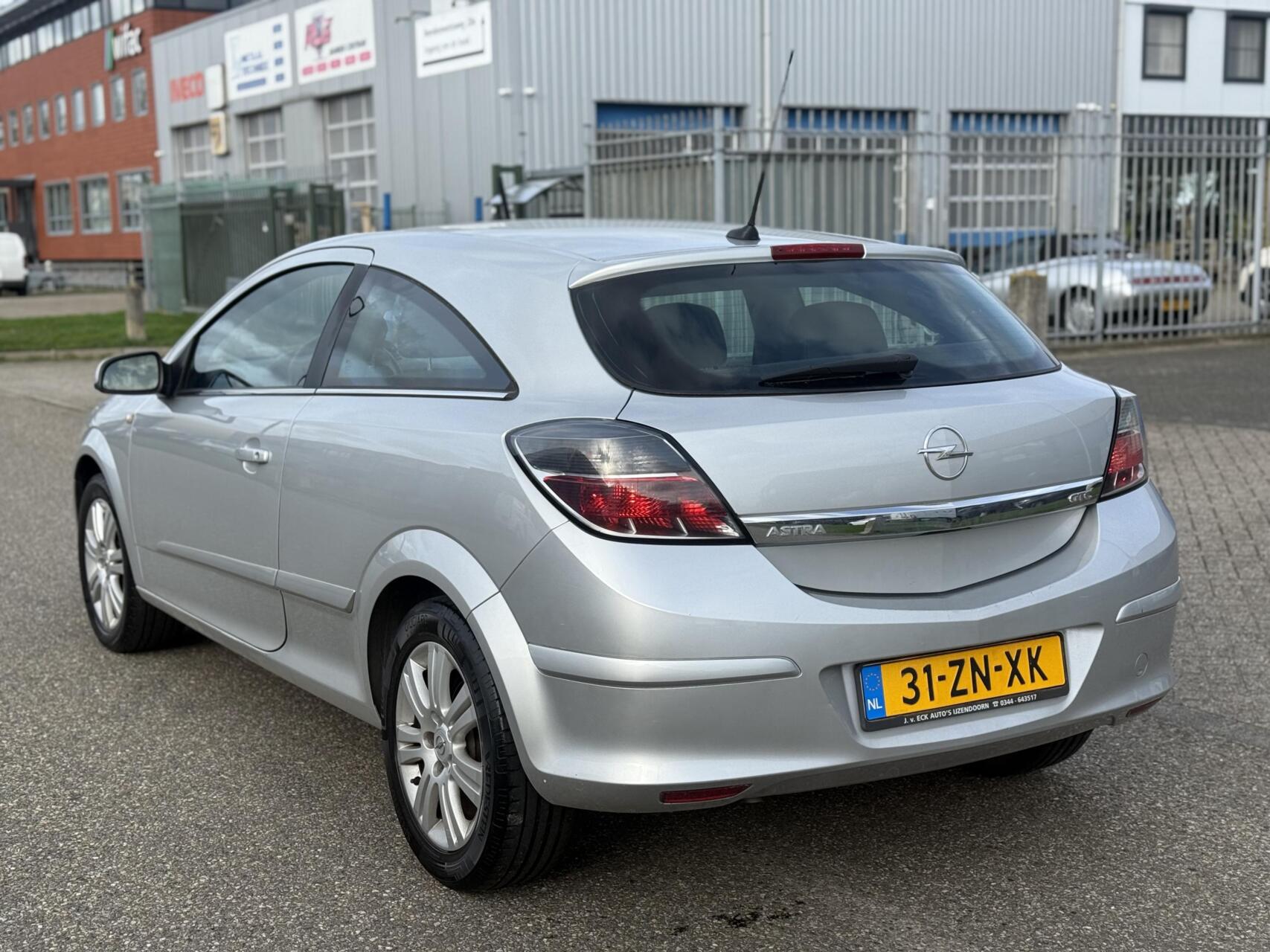 Foto van Opel Astra GTC