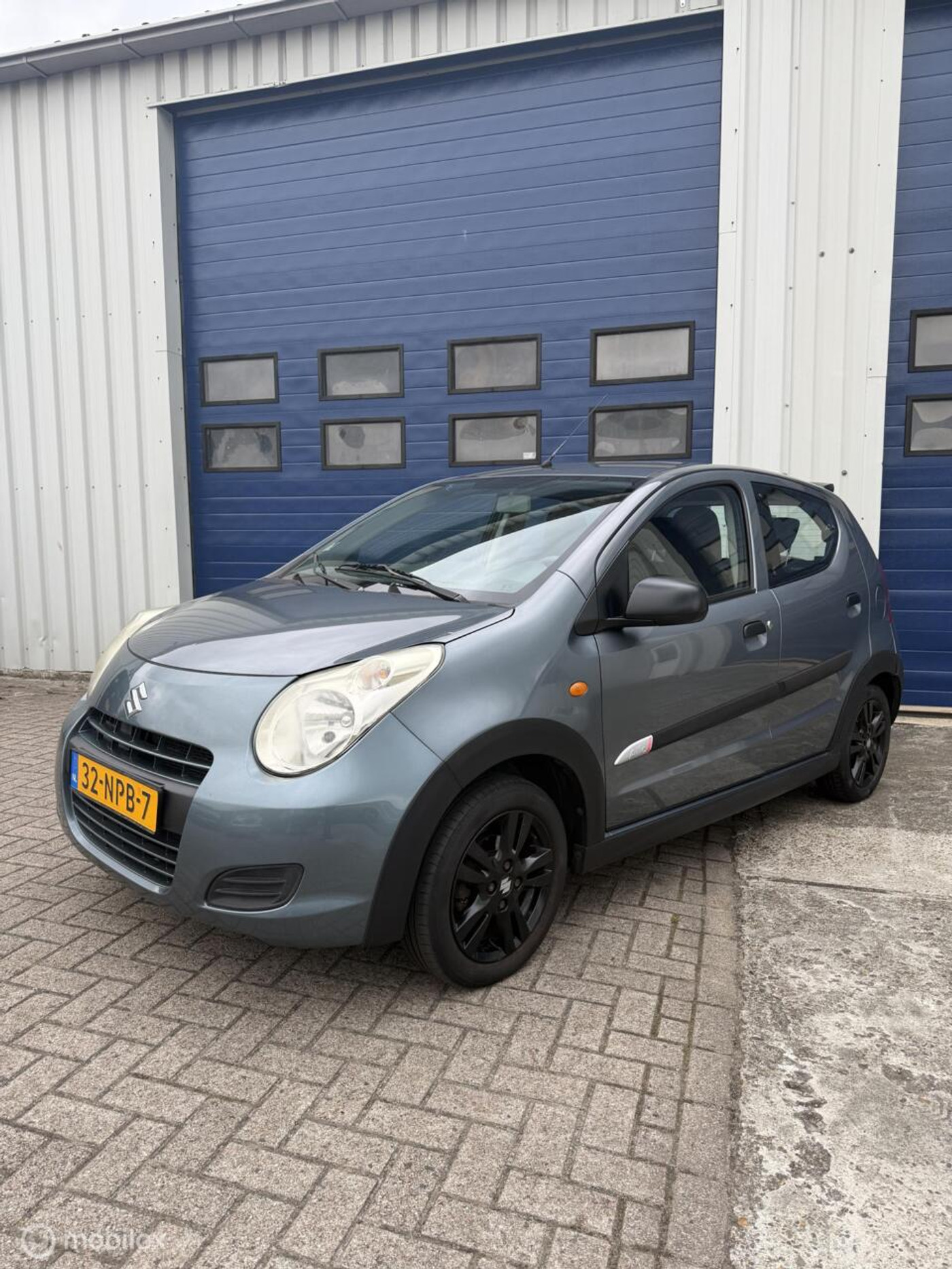 Suzuki Alto 1.0 Comfort Plus 2010 - voorkant