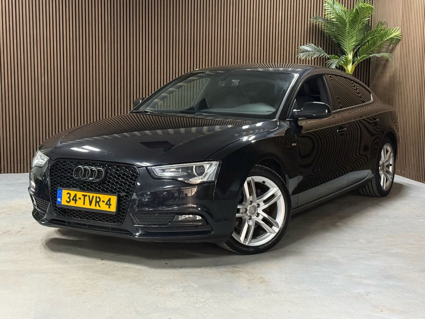 Audi A5 Sportback 1.8 TFSI S LINE Nieuw D.Ketting 2012 - voorkant