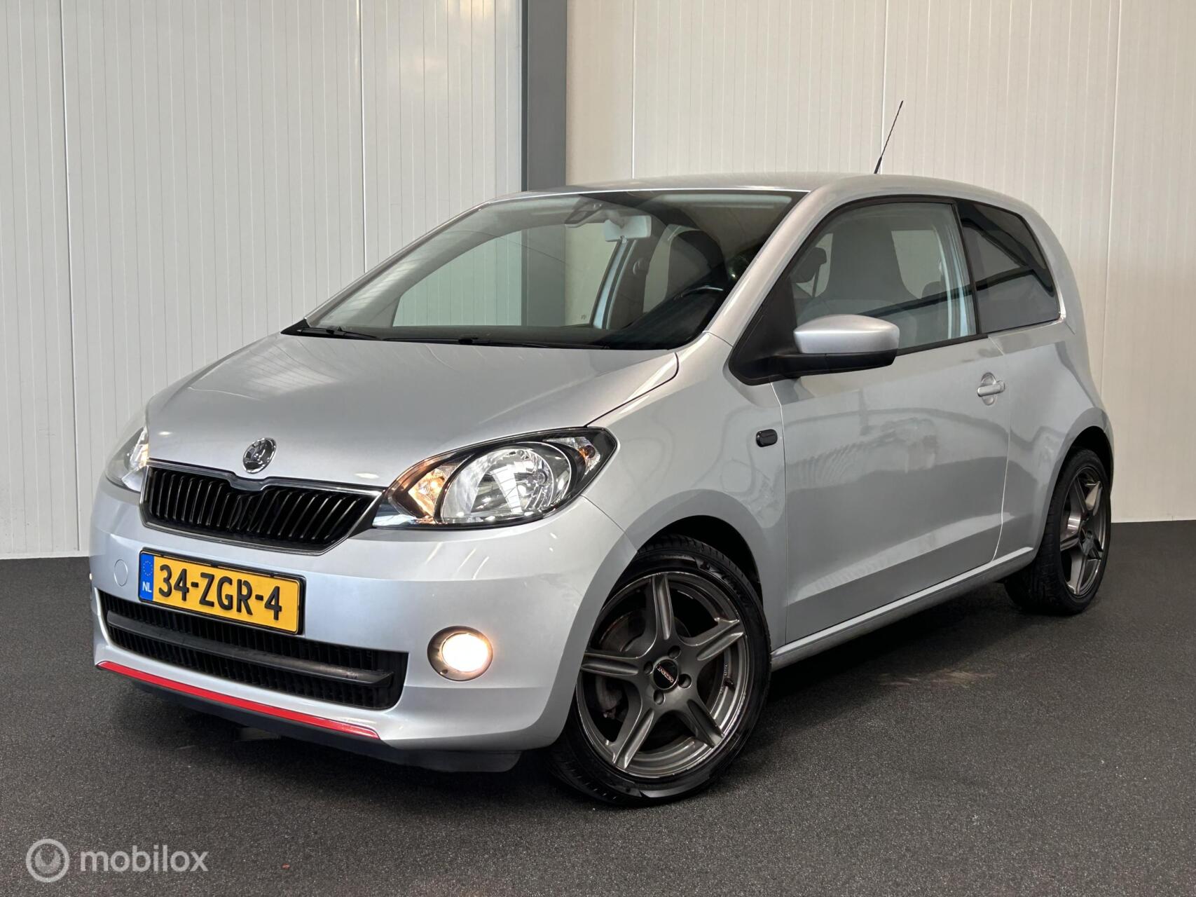 Skoda Citigo 1.0 Greentech Tour [ NAP airco Carplay LM ] 2013 - voorkant
