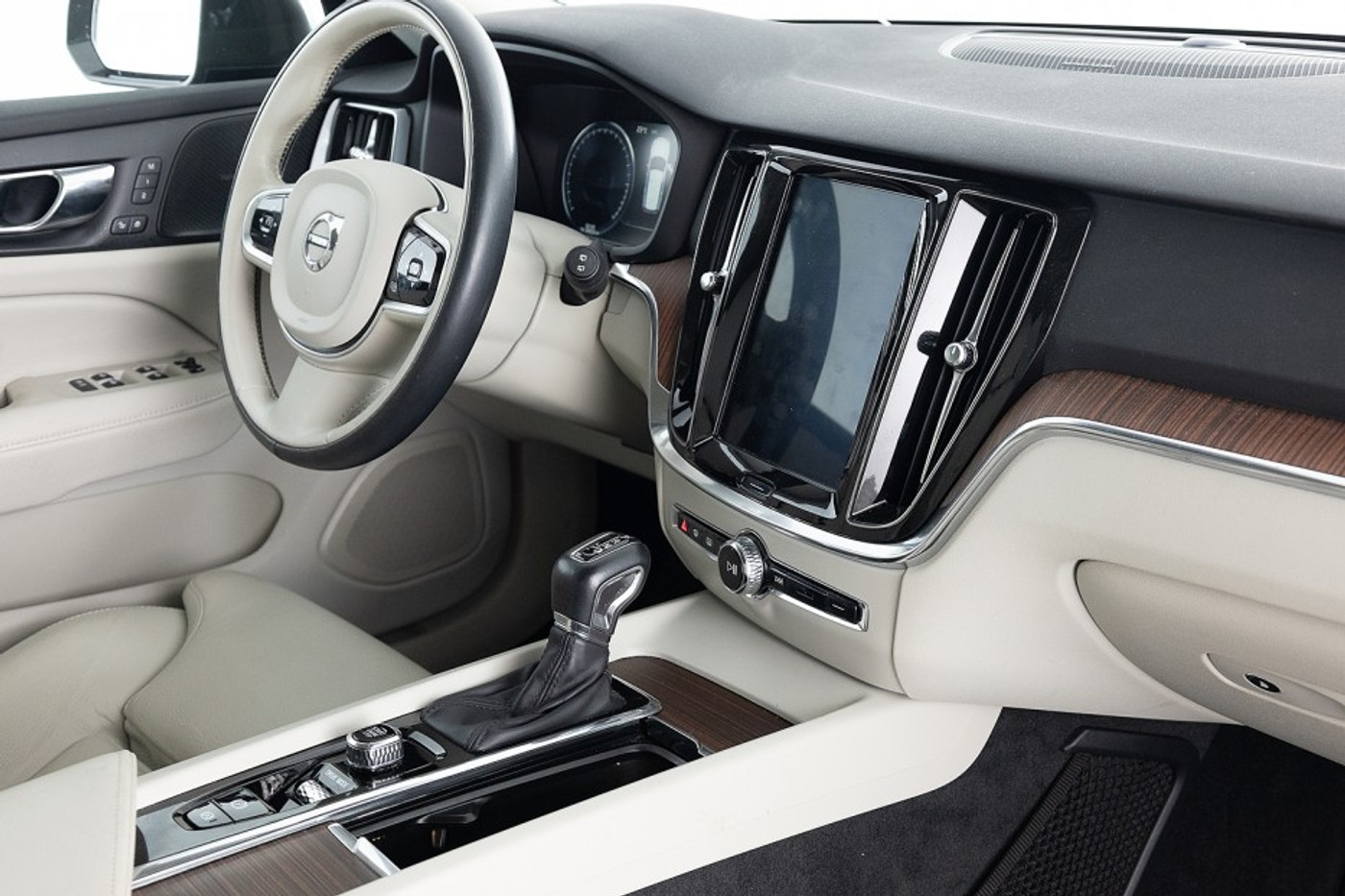 Foto van Volvo V60 Cross Country