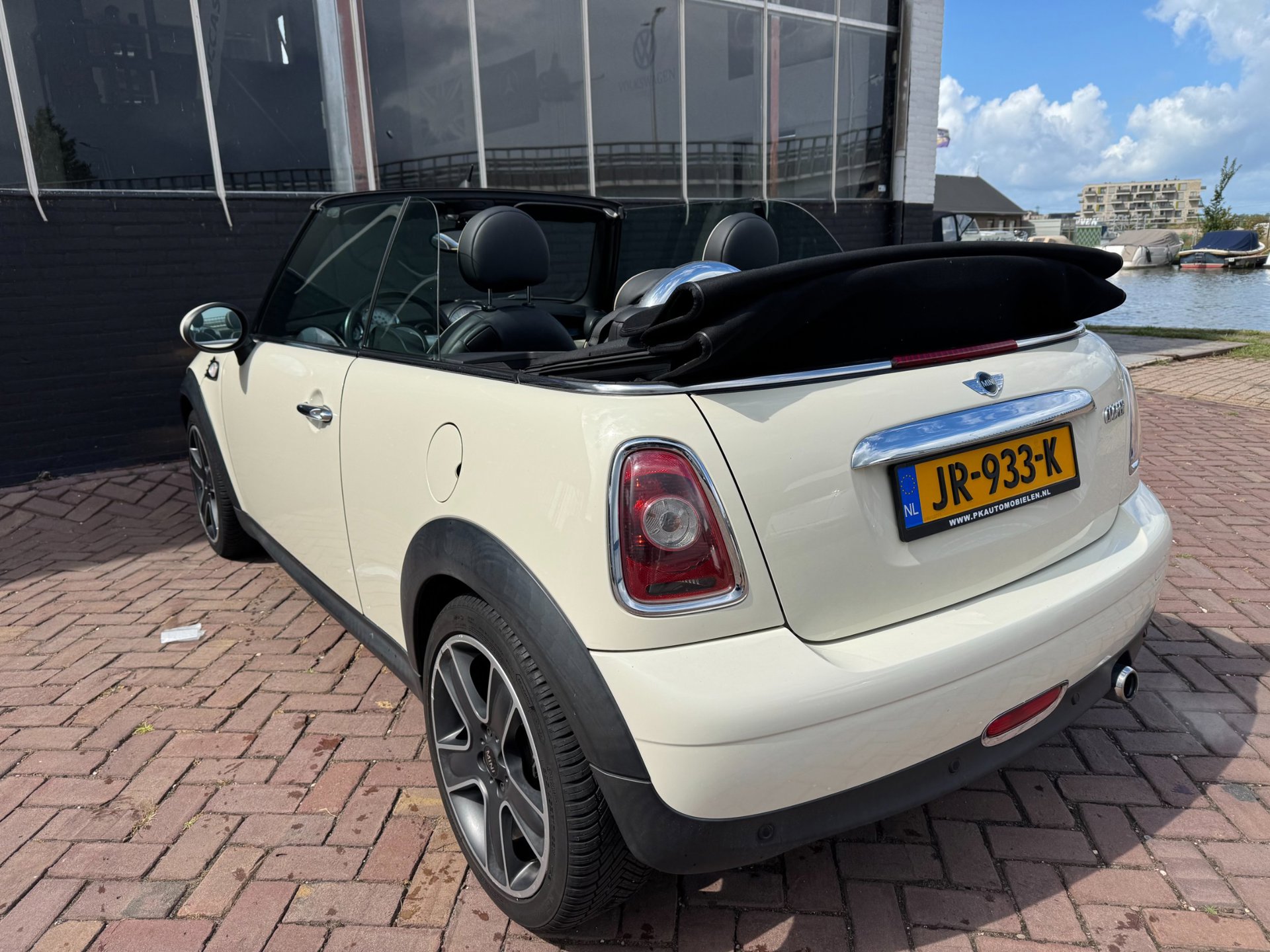 Foto van Mini Cooper Cabrio