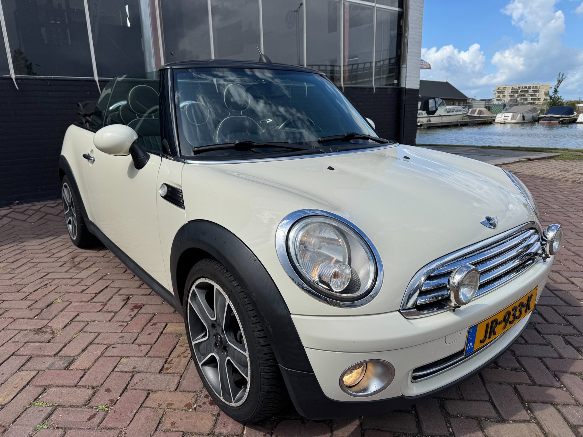 Foto van Mini Cooper Cabrio