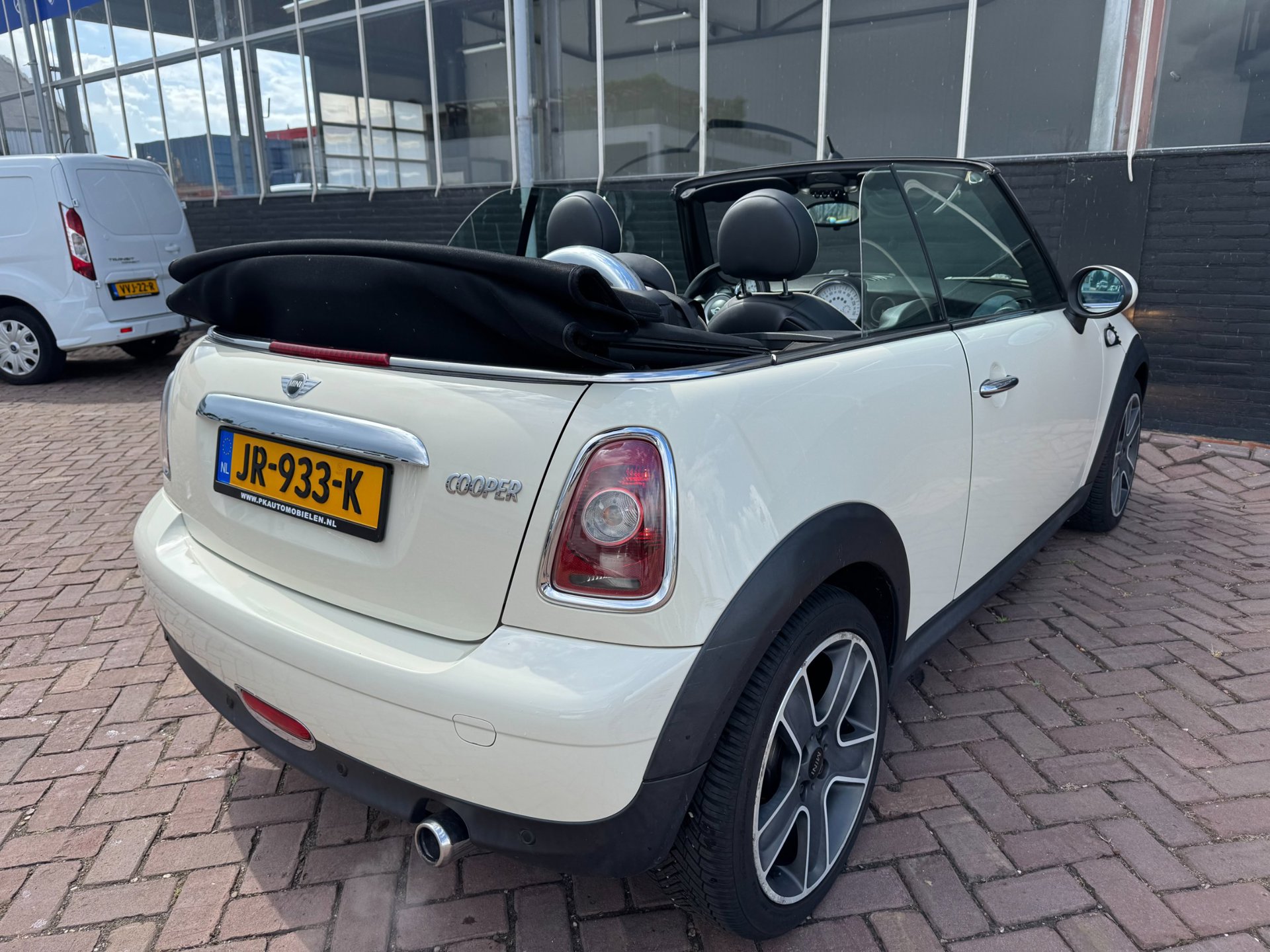 Foto van Mini Cooper Cabrio