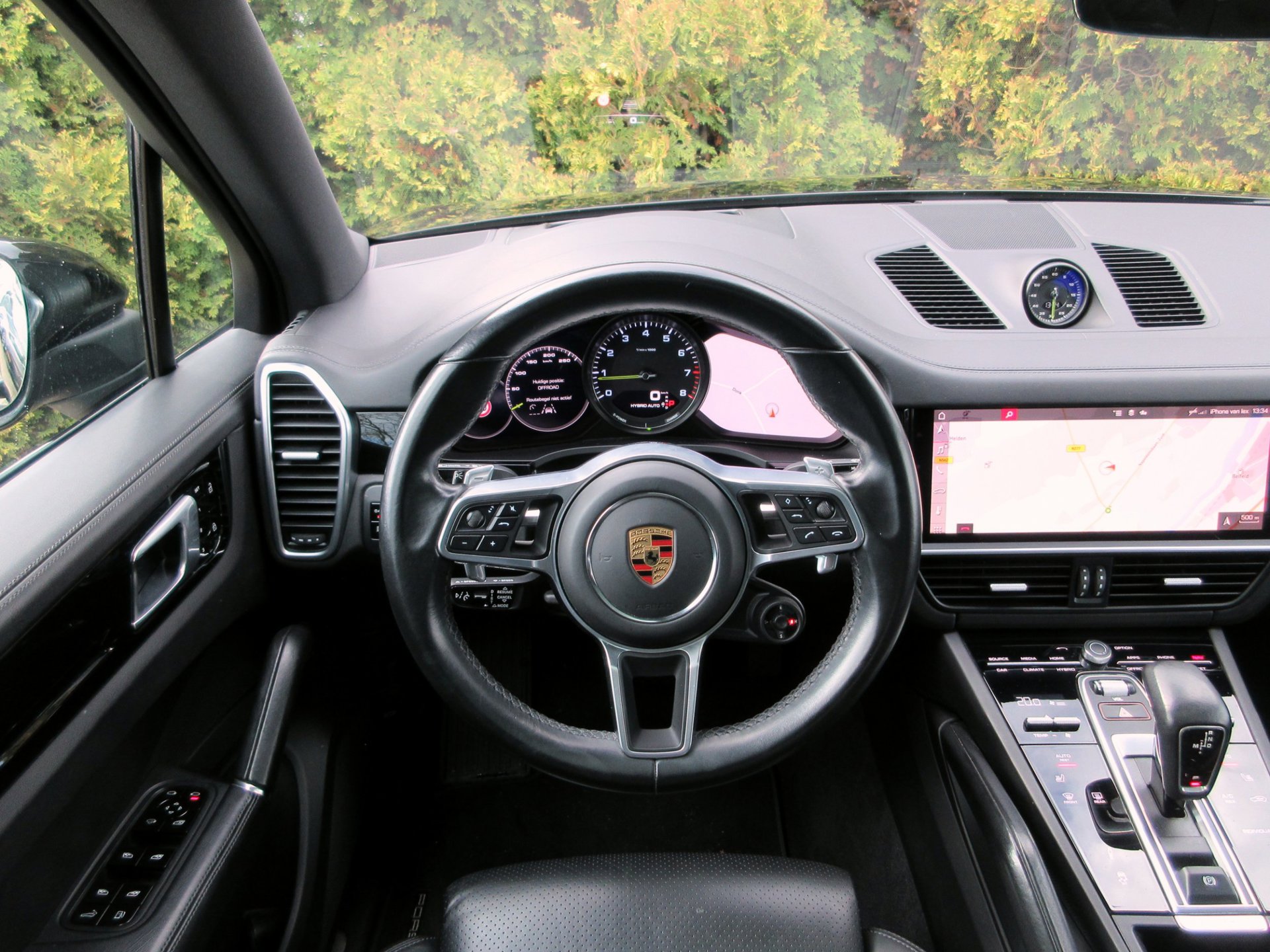 Foto van Porsche Cayenne E-hybrid