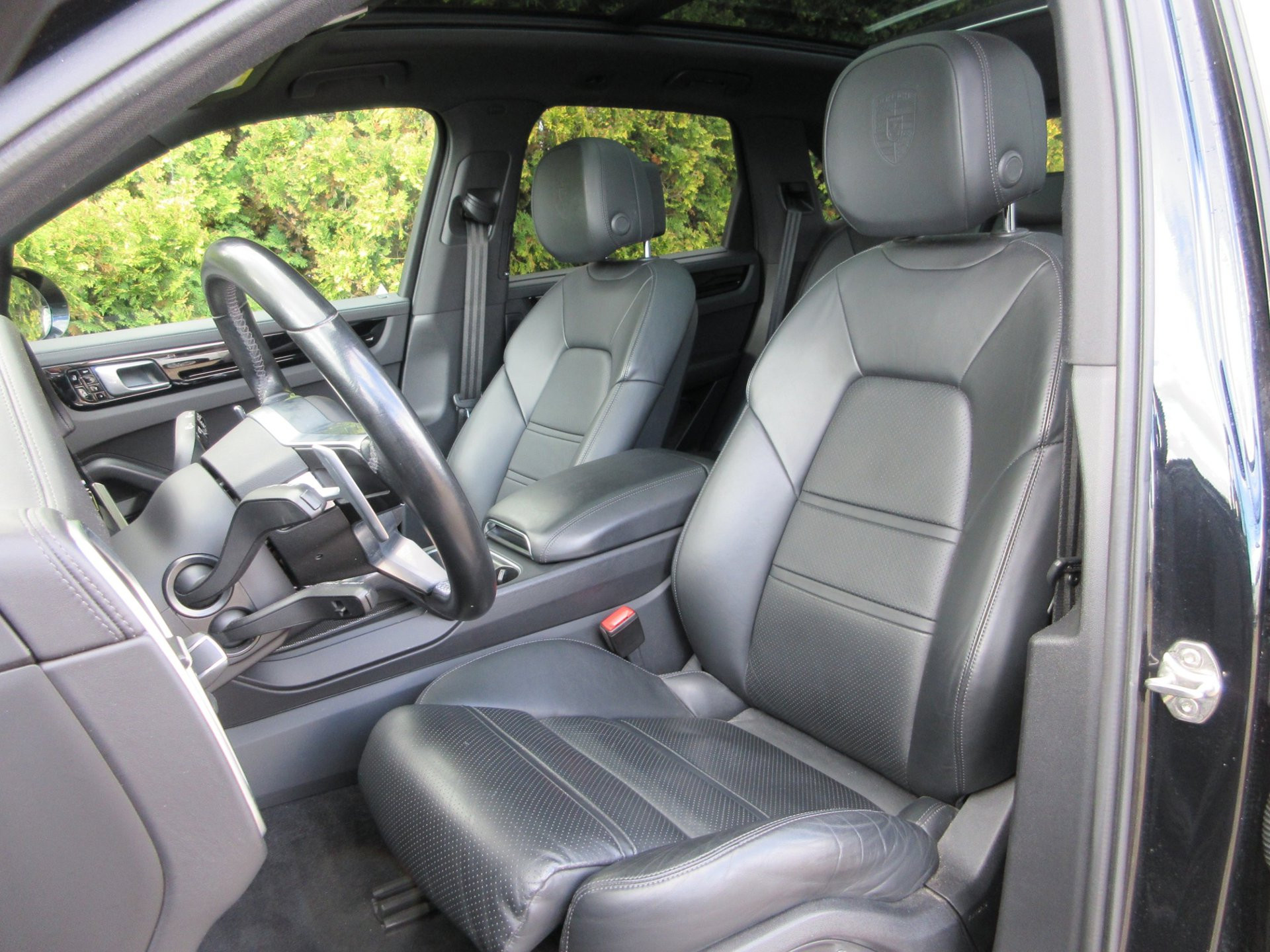 Foto van Porsche Cayenne E-hybrid