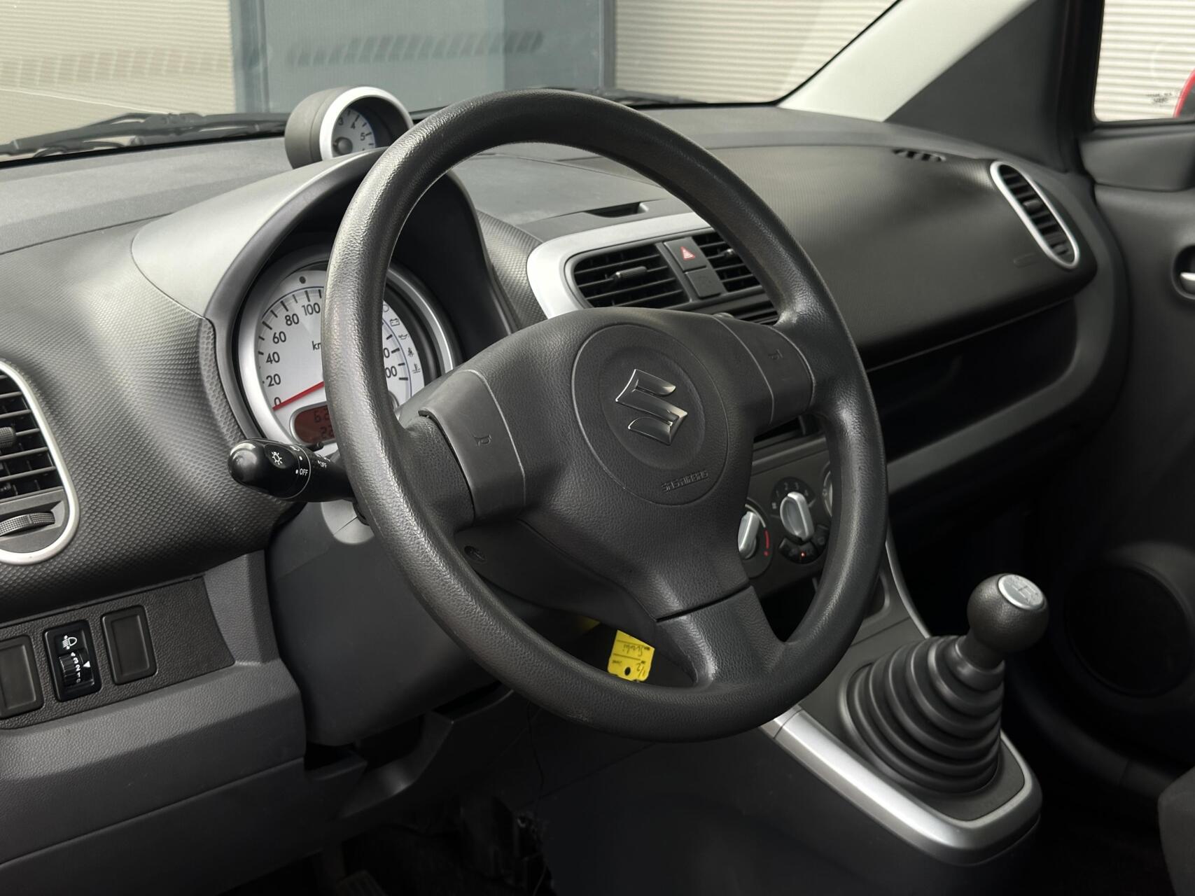 Foto van Suzuki Splash