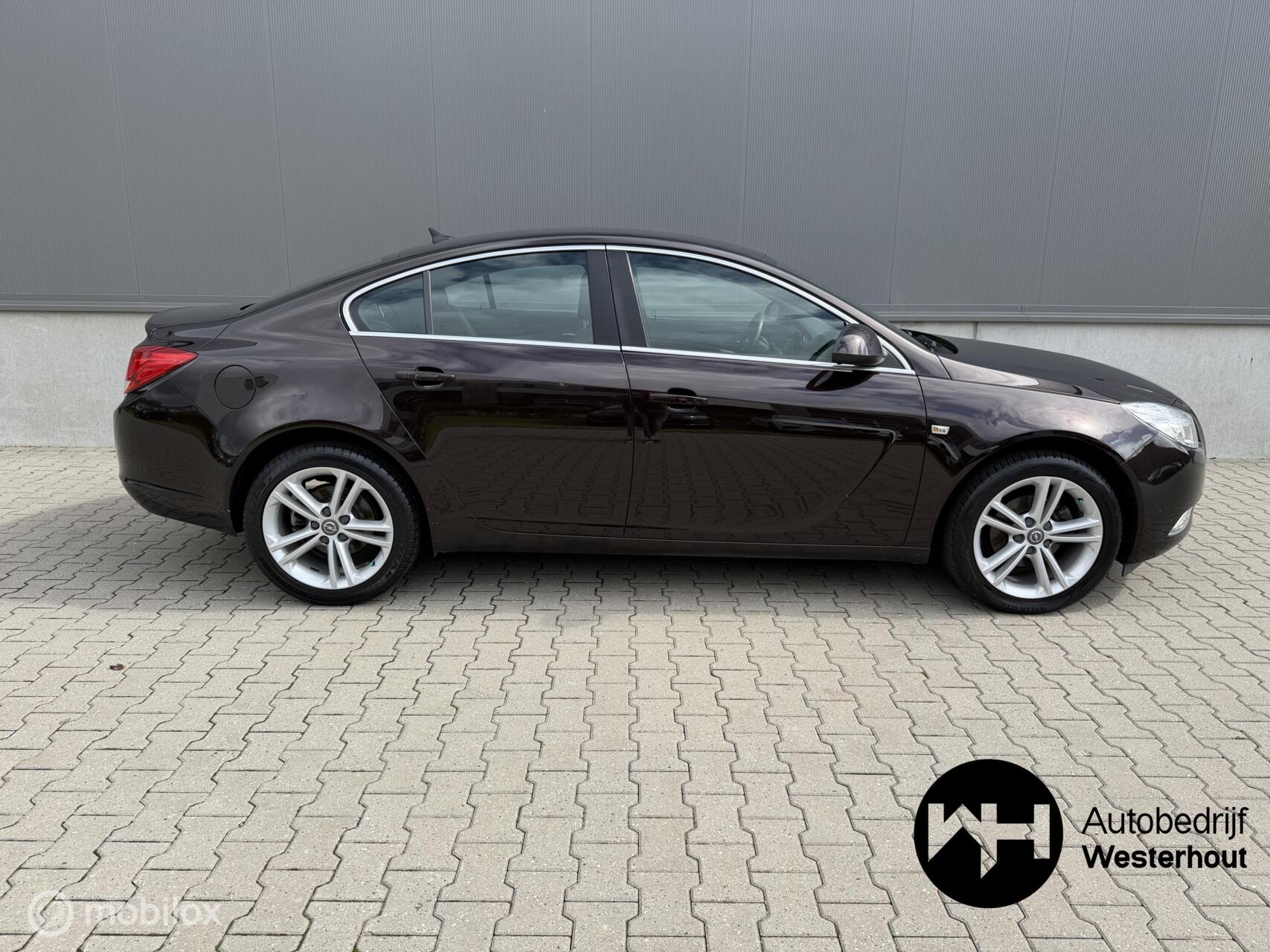Foto van Opel Insignia Limousine NB