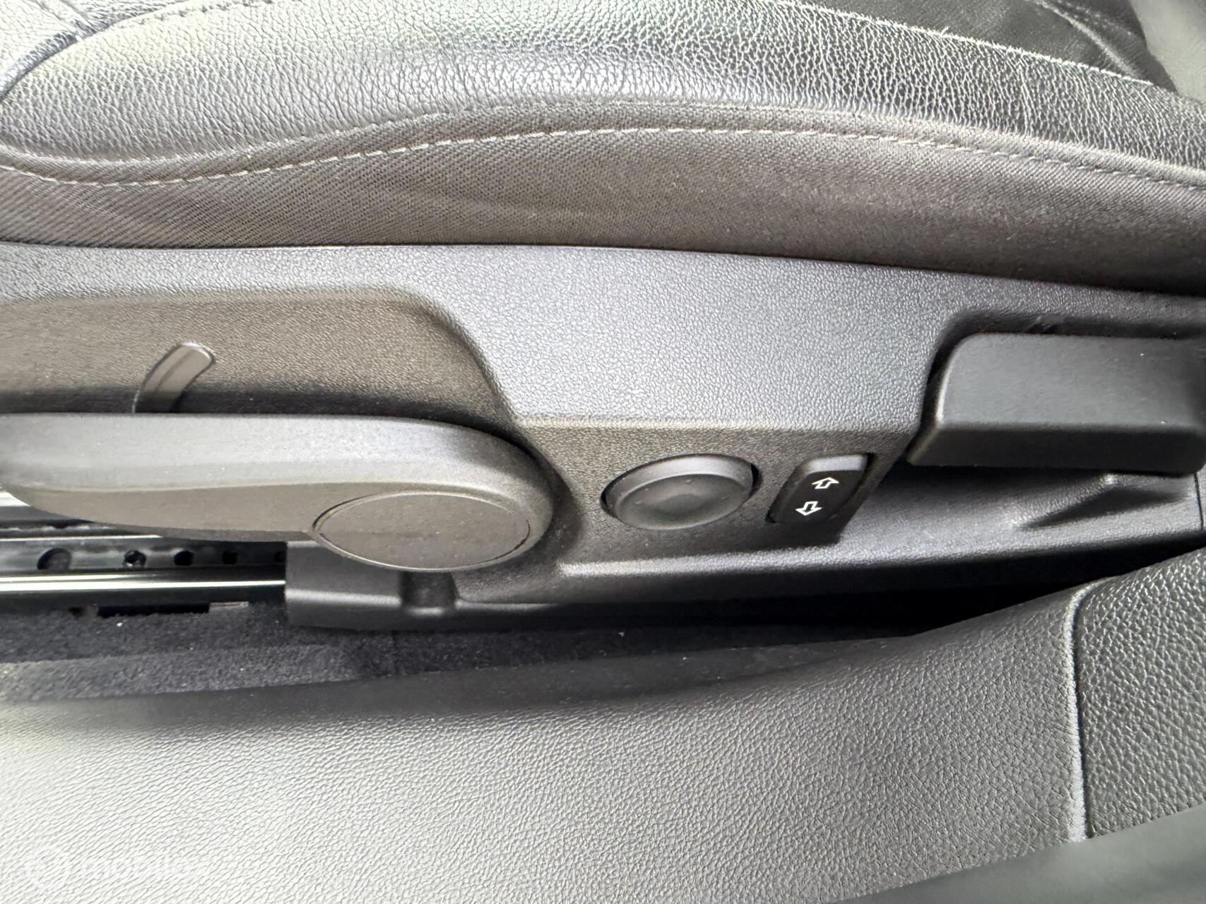 Foto van Opel Insignia Limousine NB