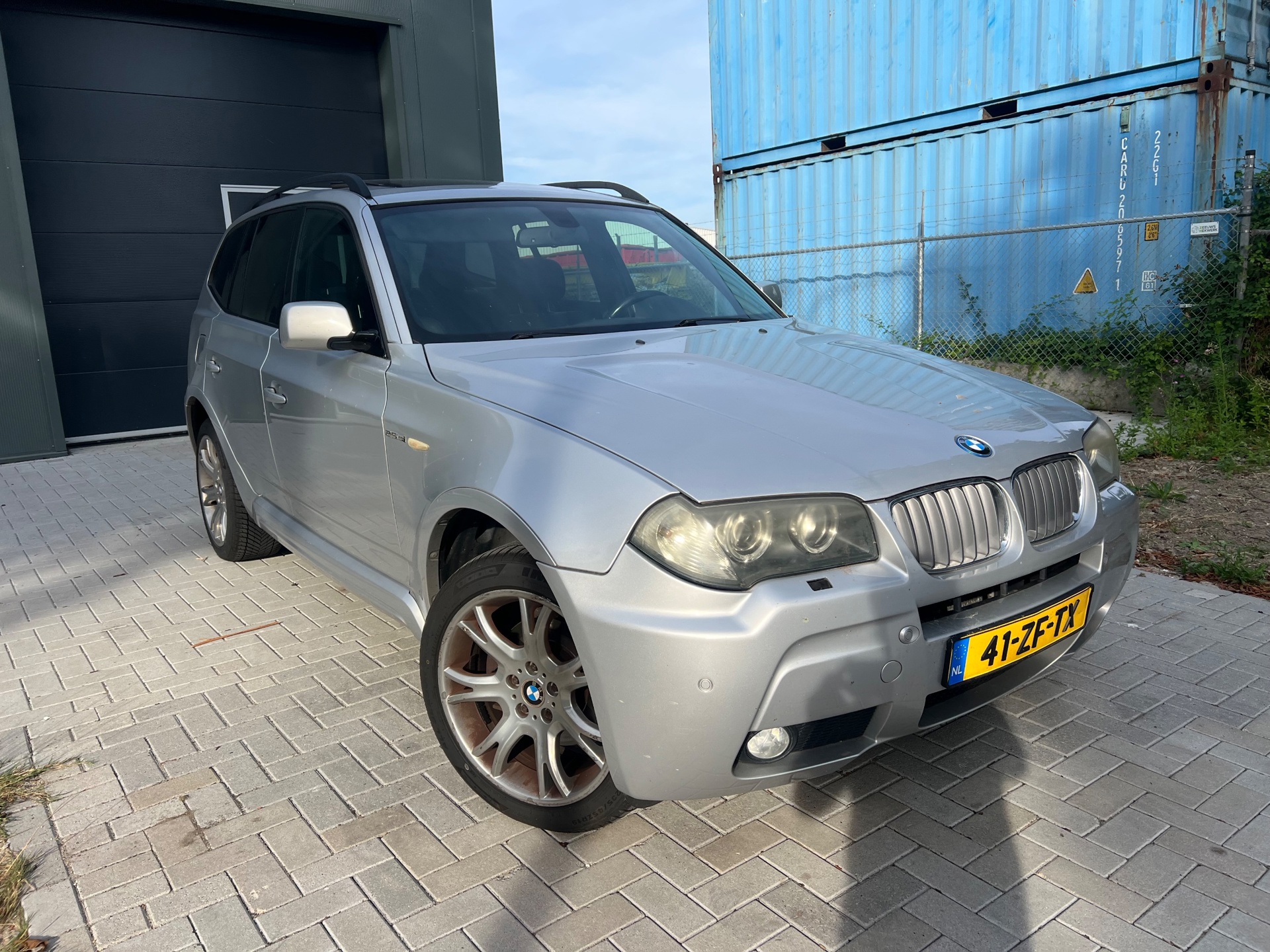 Foto van BMW X3 2.5si