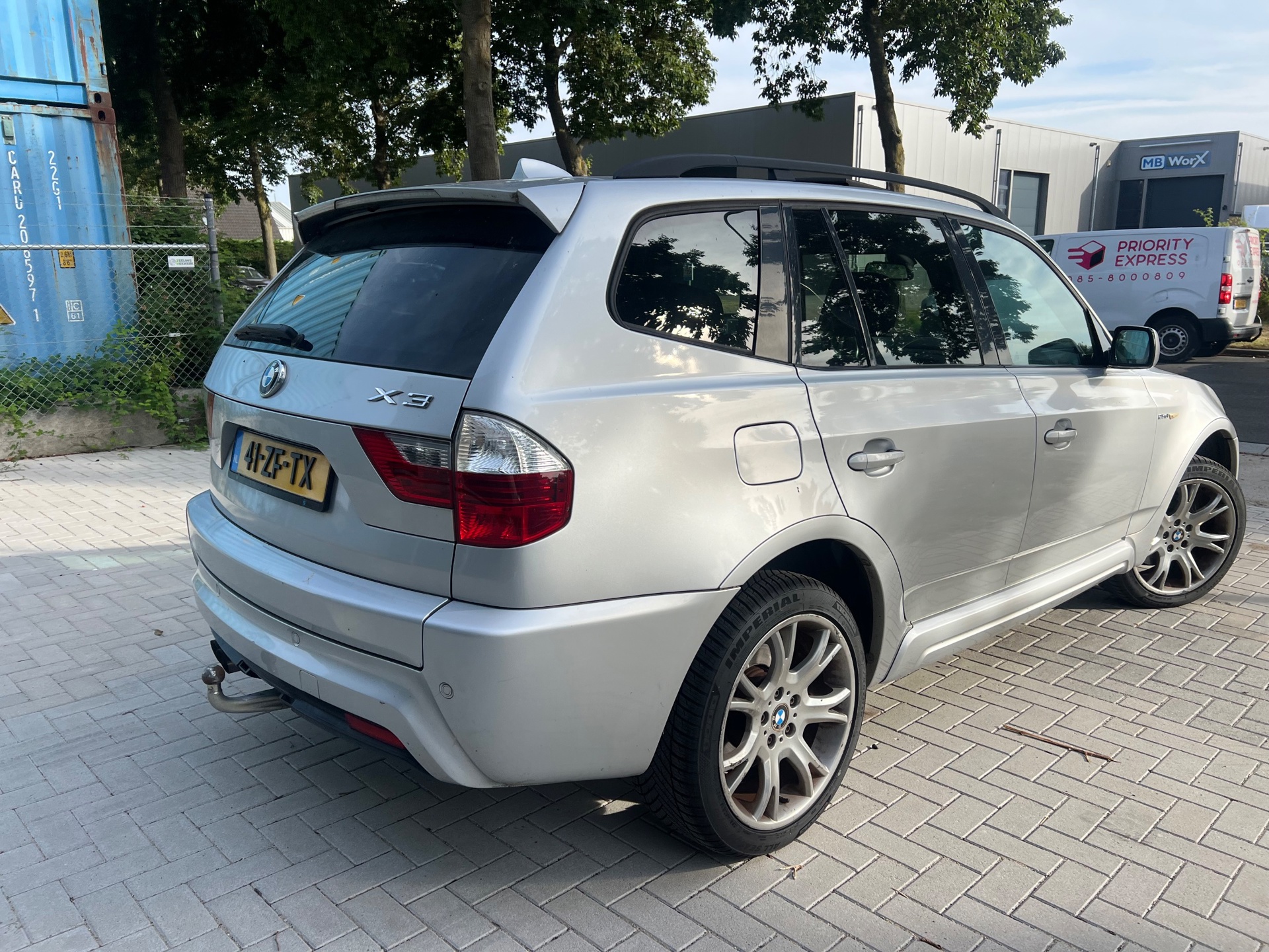 Foto van BMW X3 2.5si