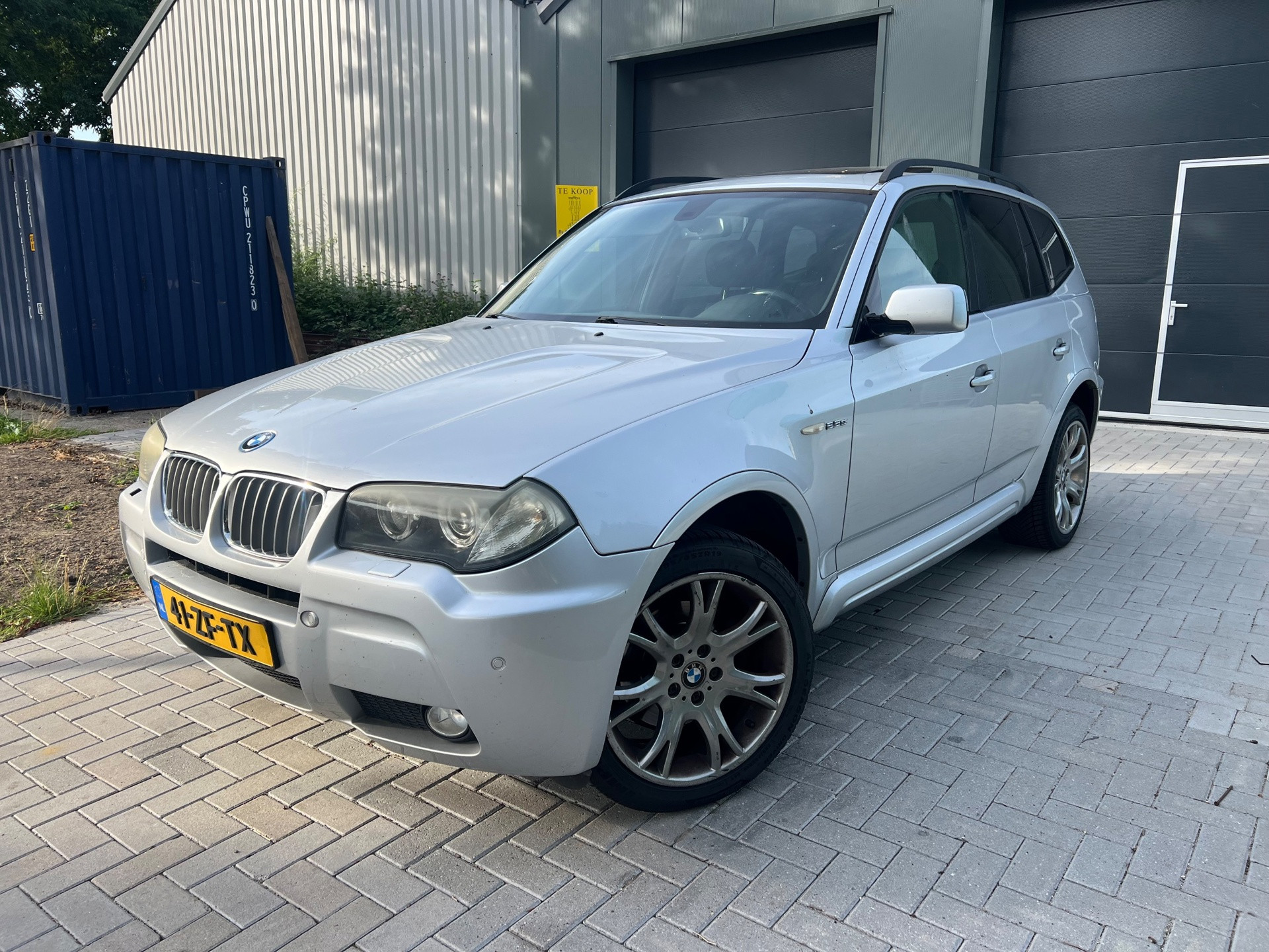 BMW X3 2.5si 2.5si High Executive pano/automaat 2006 - voorkant