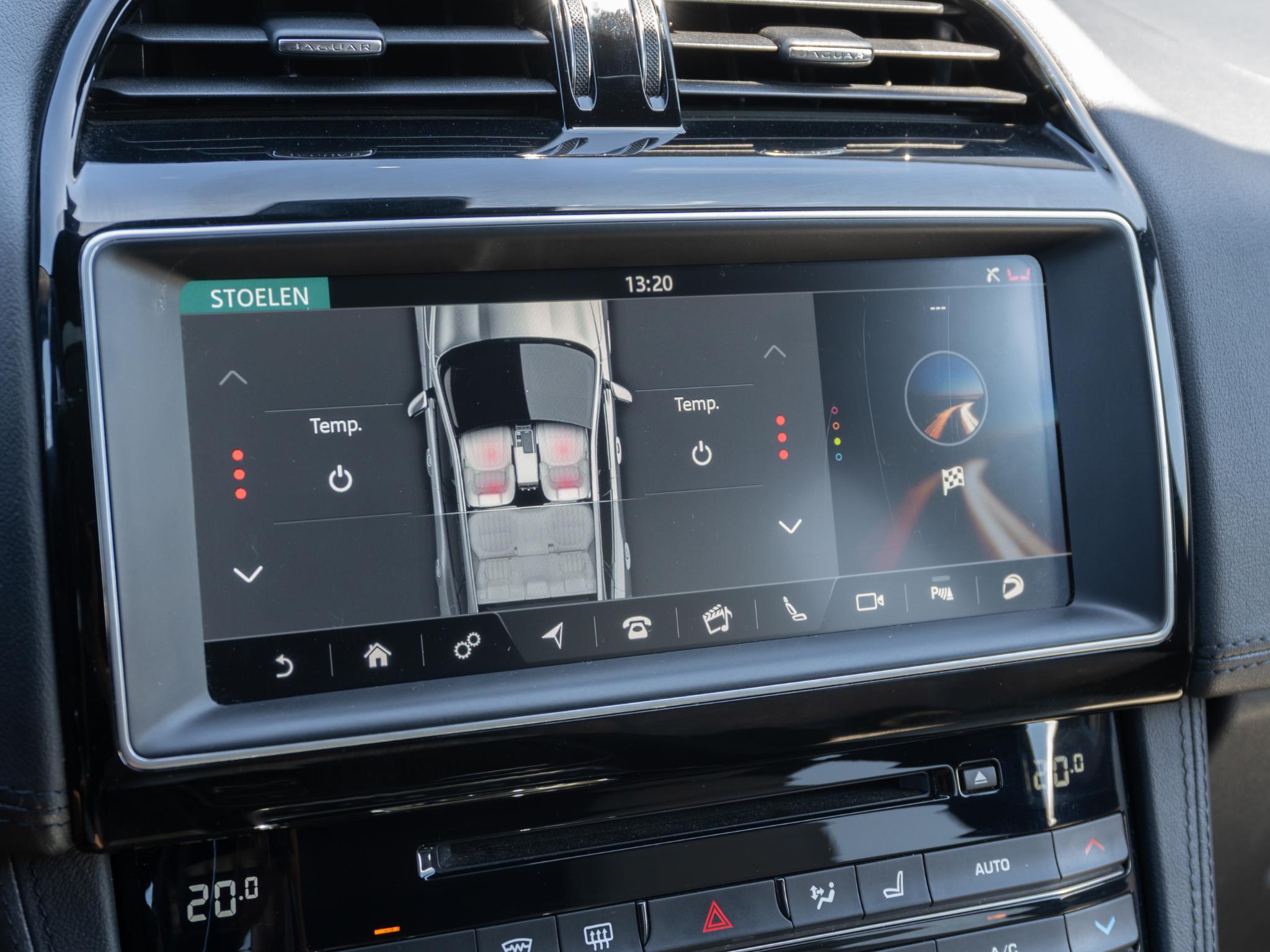 Foto van Jaguar Jaguar F-pace