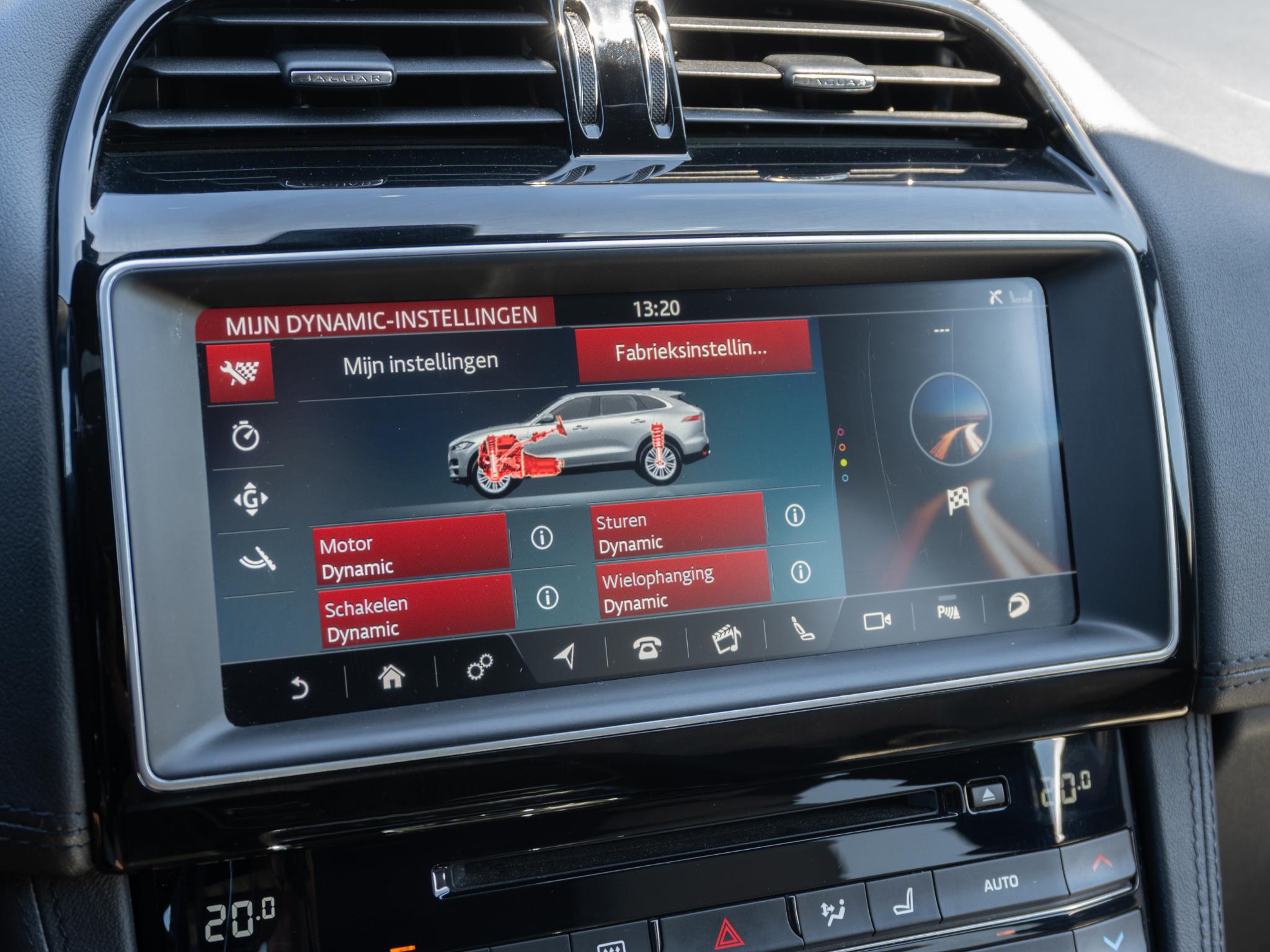 Foto van Jaguar Jaguar F-pace