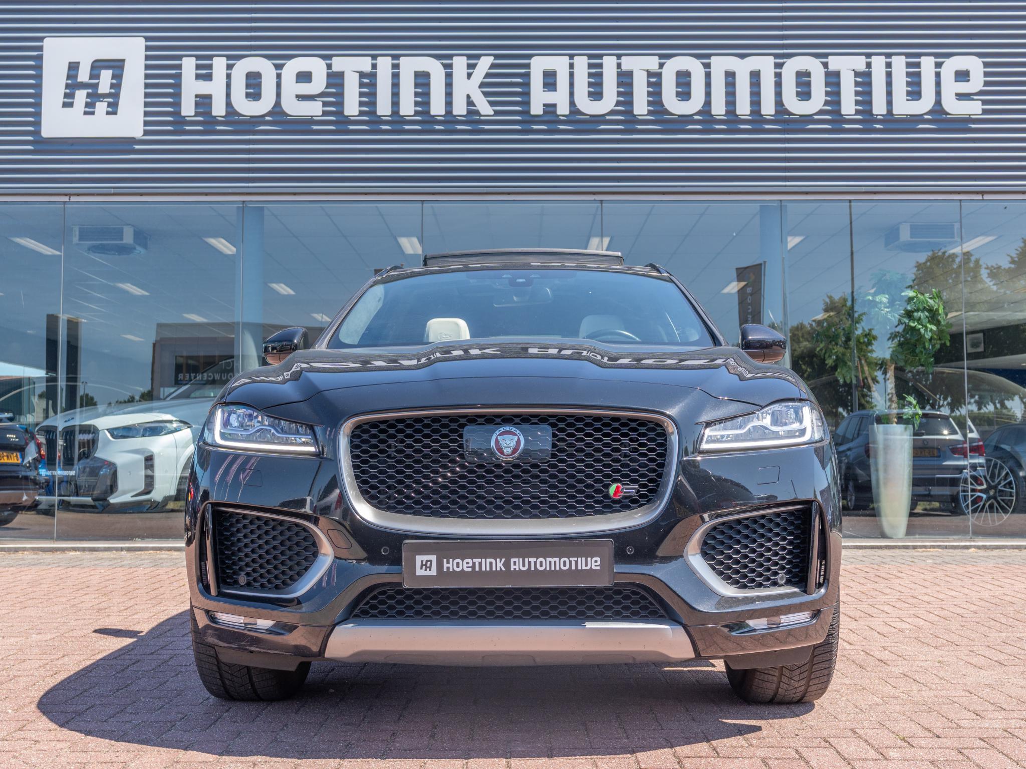 Foto van Jaguar Jaguar F-pace
