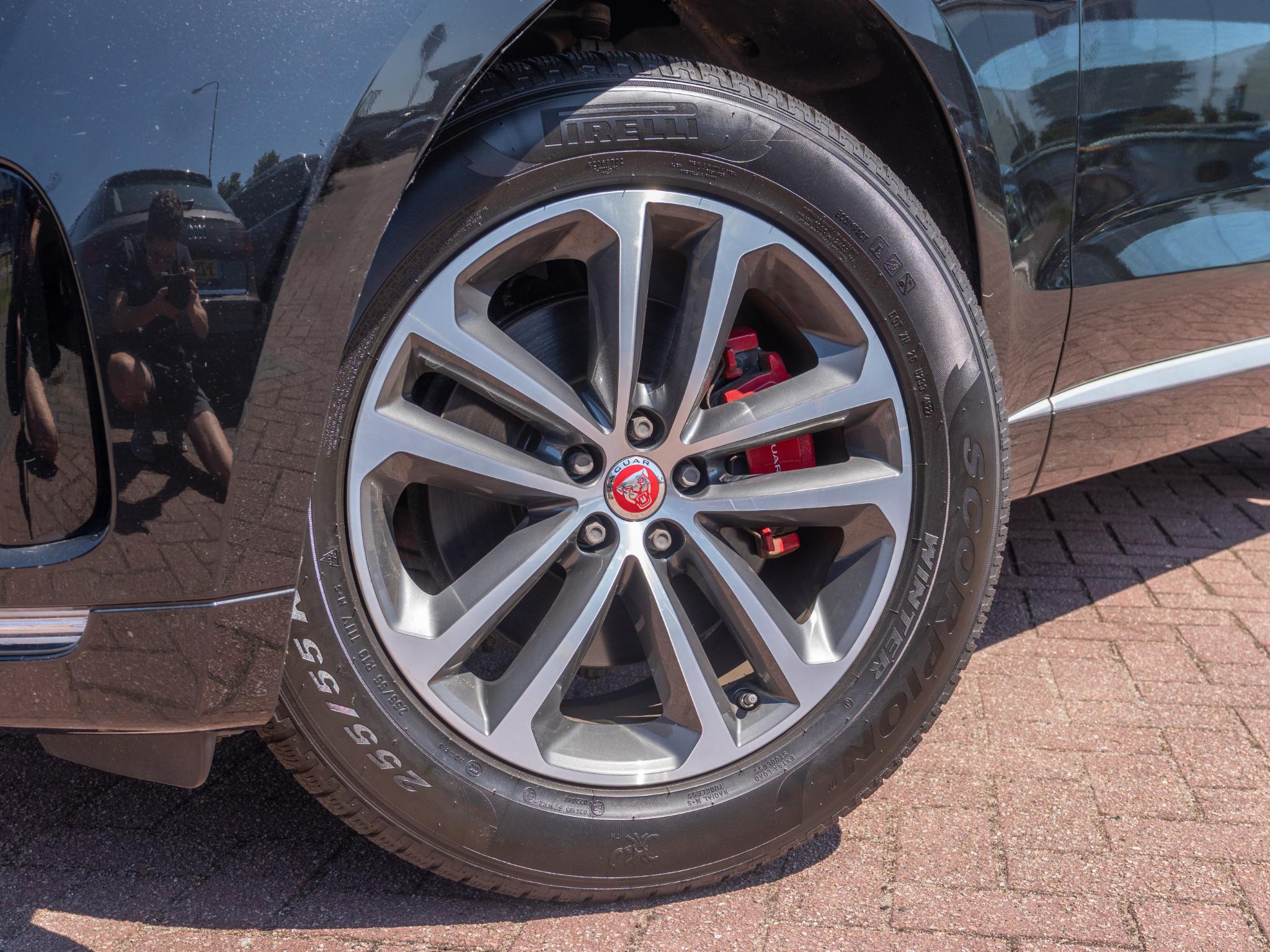 Foto van Jaguar Jaguar F-pace