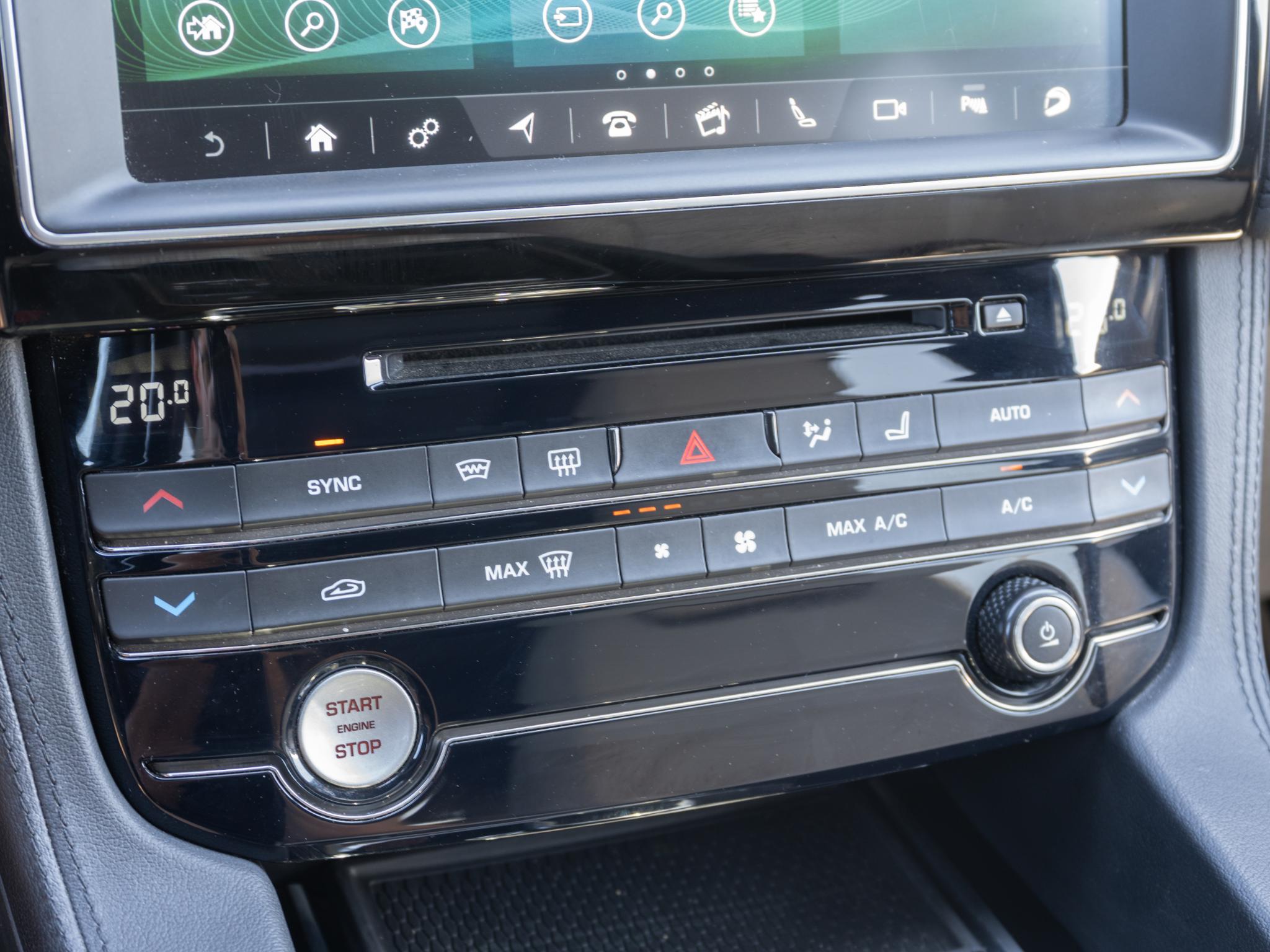 Foto van Jaguar Jaguar F-pace