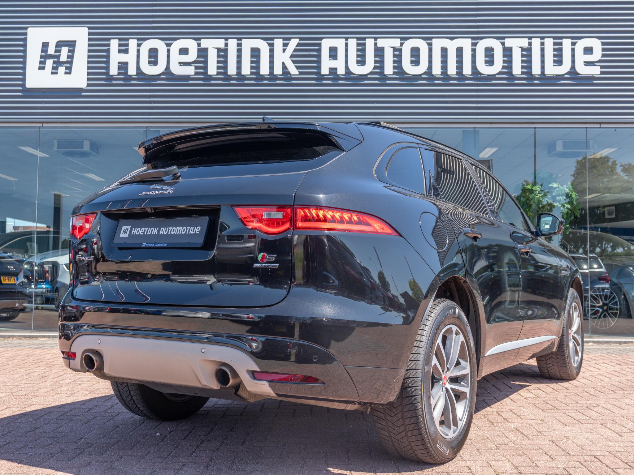 Foto van Jaguar Jaguar F-pace