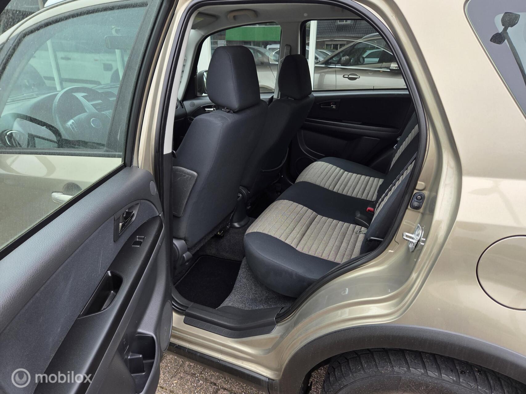 Foto van Fiat Fiat Sedici