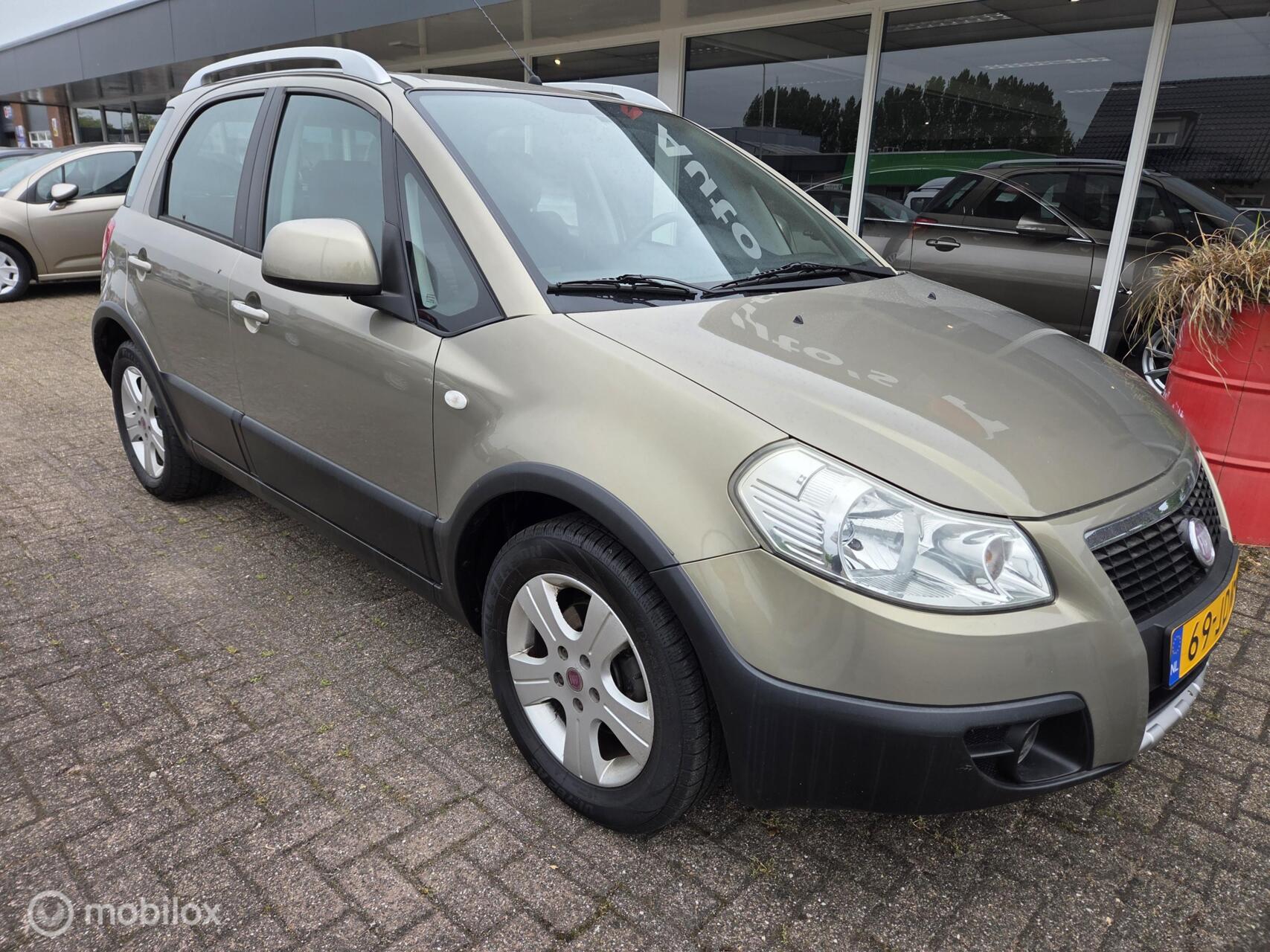 Foto van Fiat Fiat Sedici