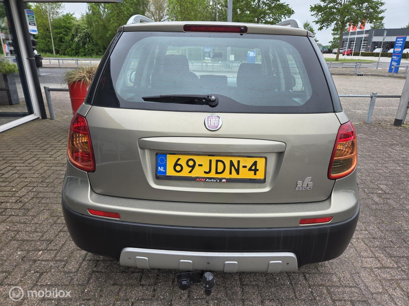 Foto van Fiat Fiat Sedici