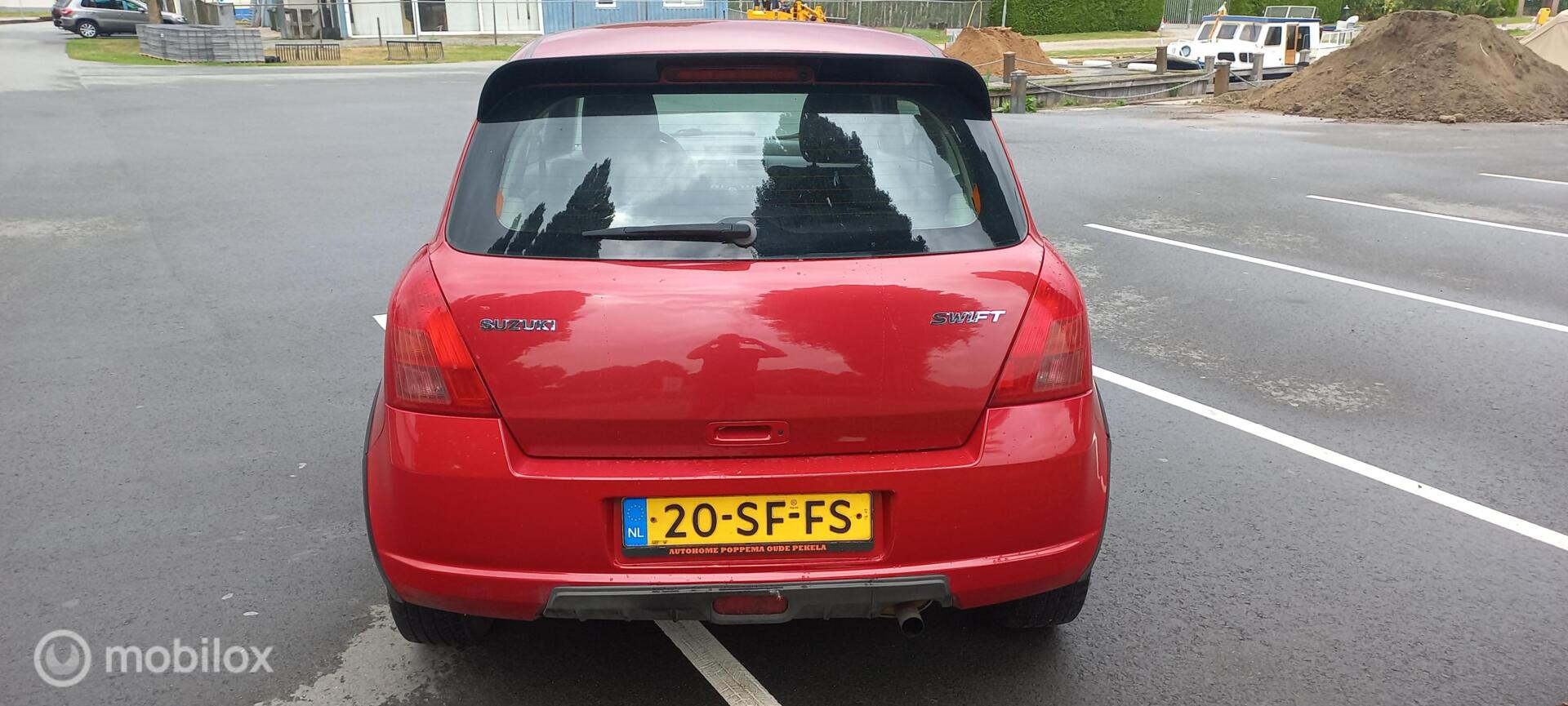 Foto van Suzuki Swift