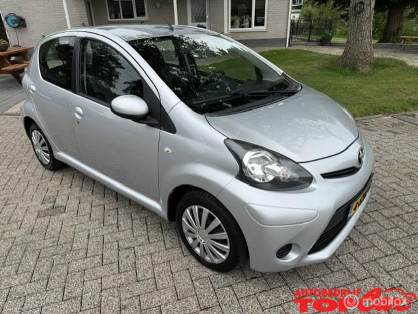 Toyota Toyota Aygo 1.0 VVT-i Comfort, Airco, Apk 25-3-2027!! 2013 - voorkant