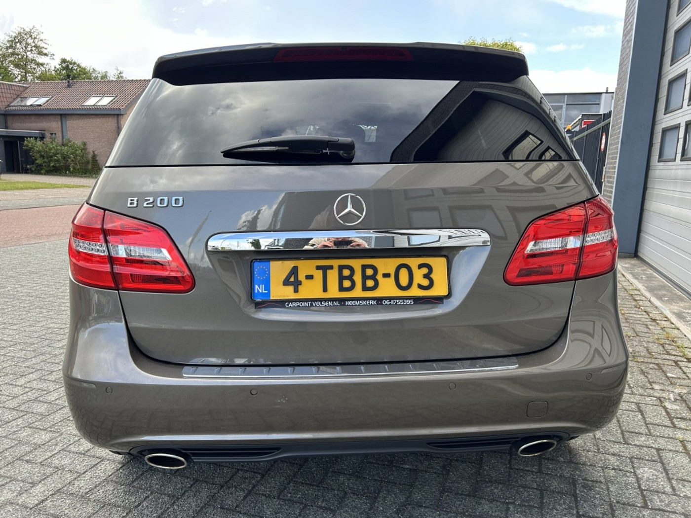 Foto van Mercedes-Benz B 200