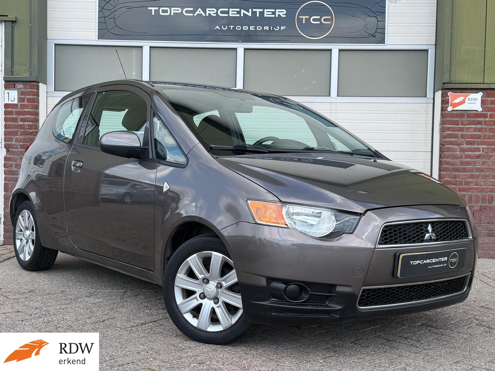 Mitsubishi Mitsubishi Colt 1.3 Edition Two/AIRCO/TREKH/PARKS/APK 2011 - voorkant