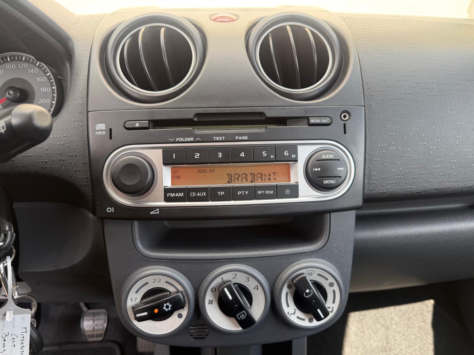 Foto van Mitsubishi Mitsubishi Colt