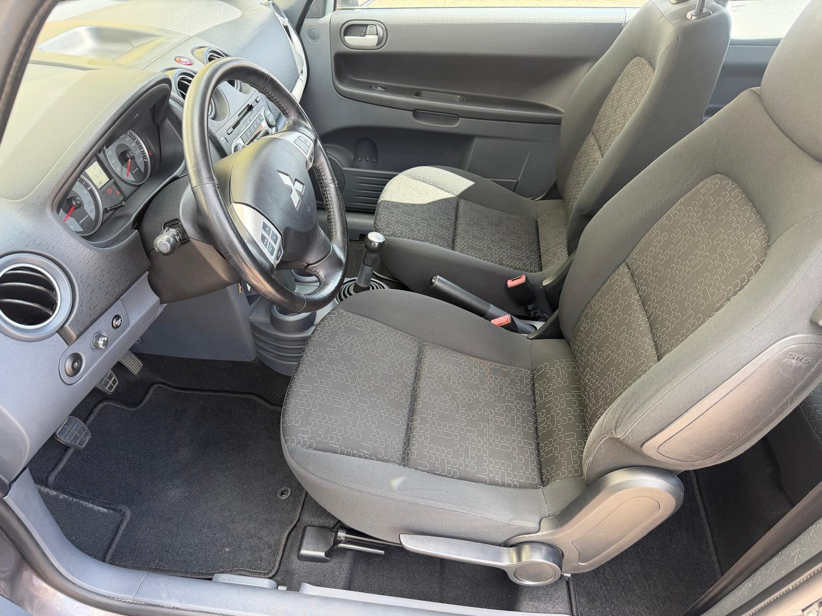 Foto van Mitsubishi Mitsubishi Colt