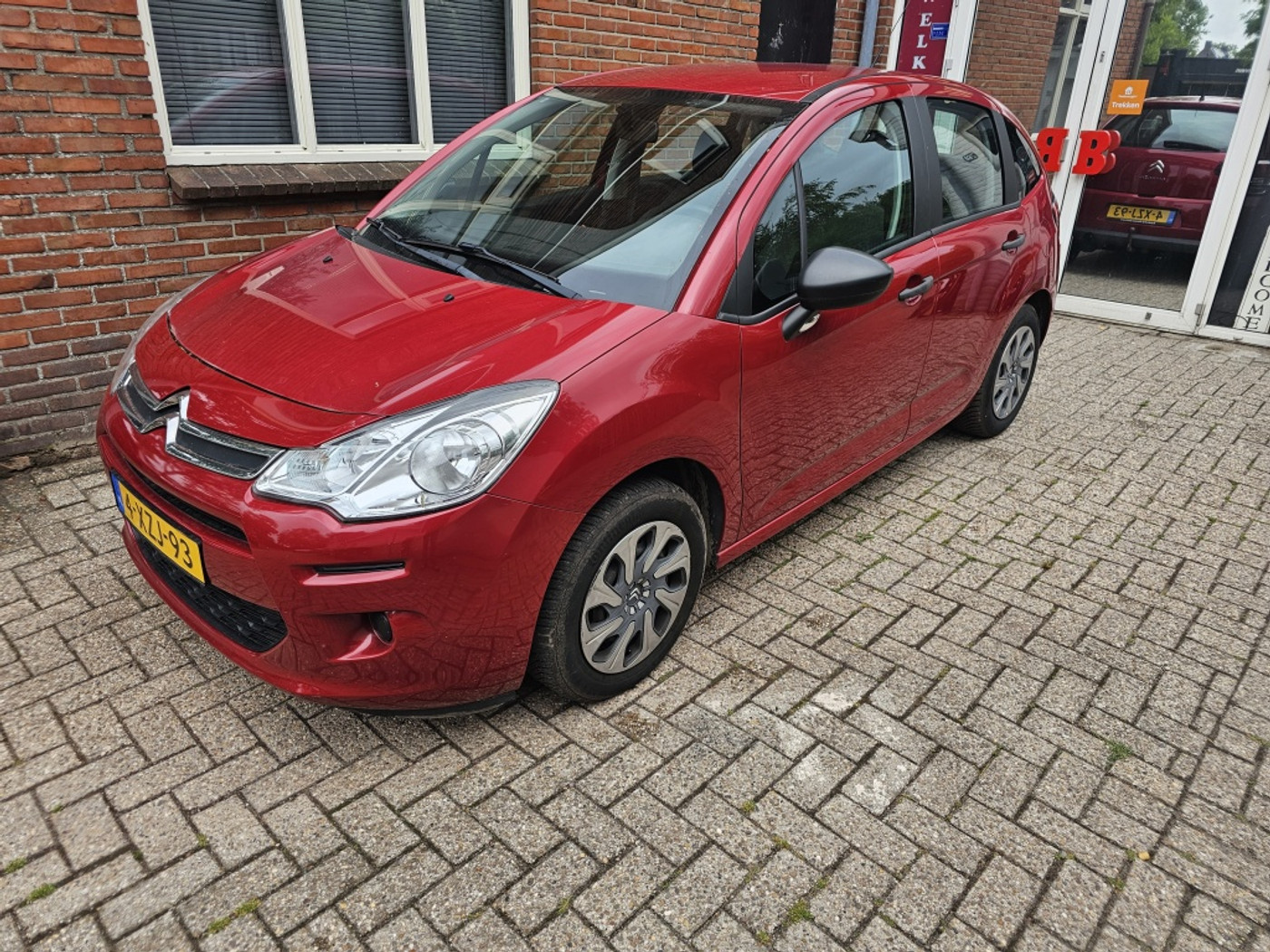 Citroen C3 1.0 PureT Attraction 2014 - voorkant