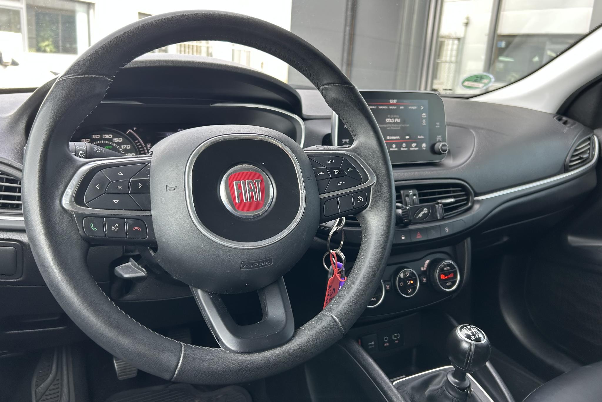 Foto van Fiat Fiat Tipo