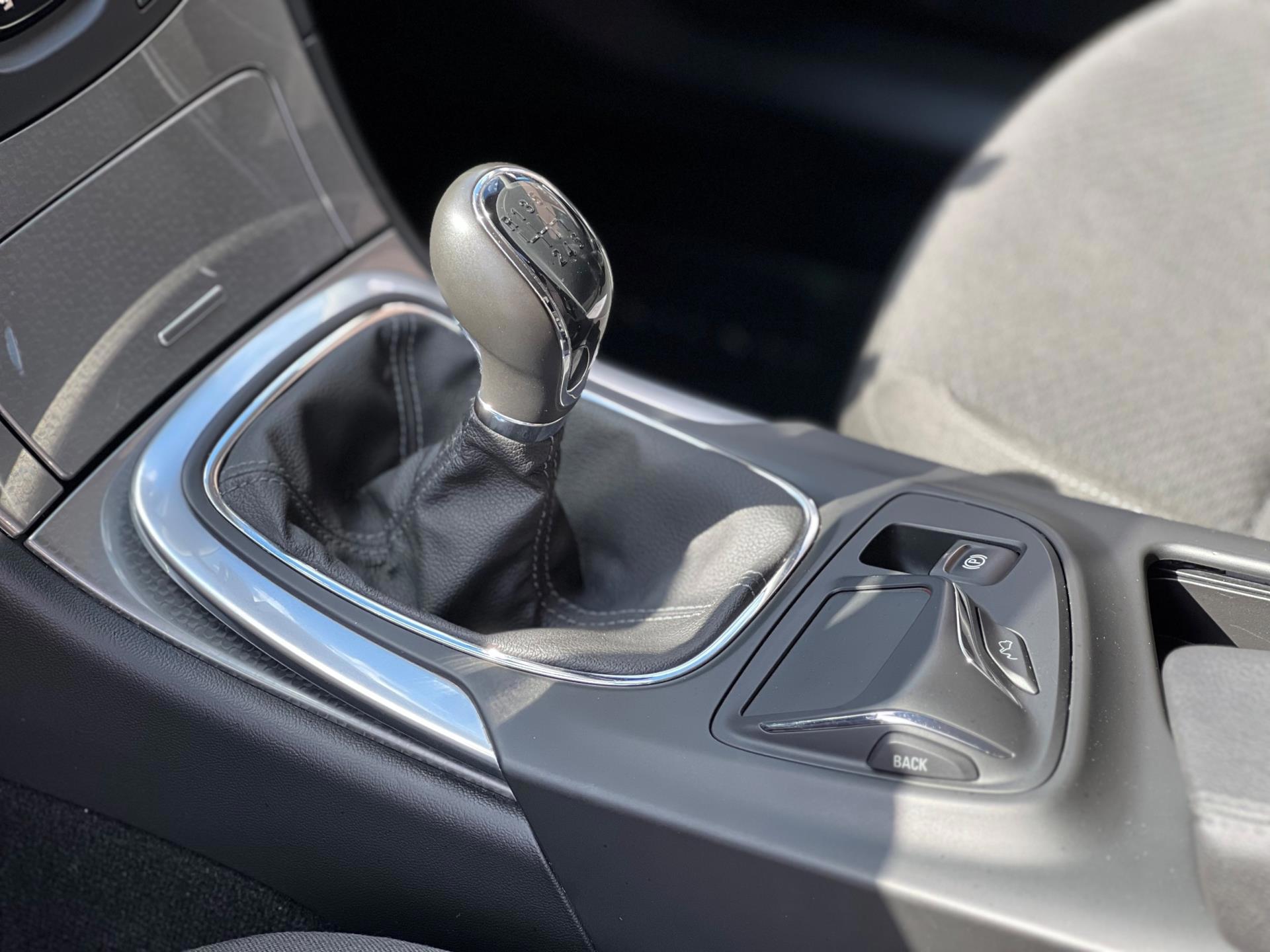 Foto van Opel Insignia Limousine HB