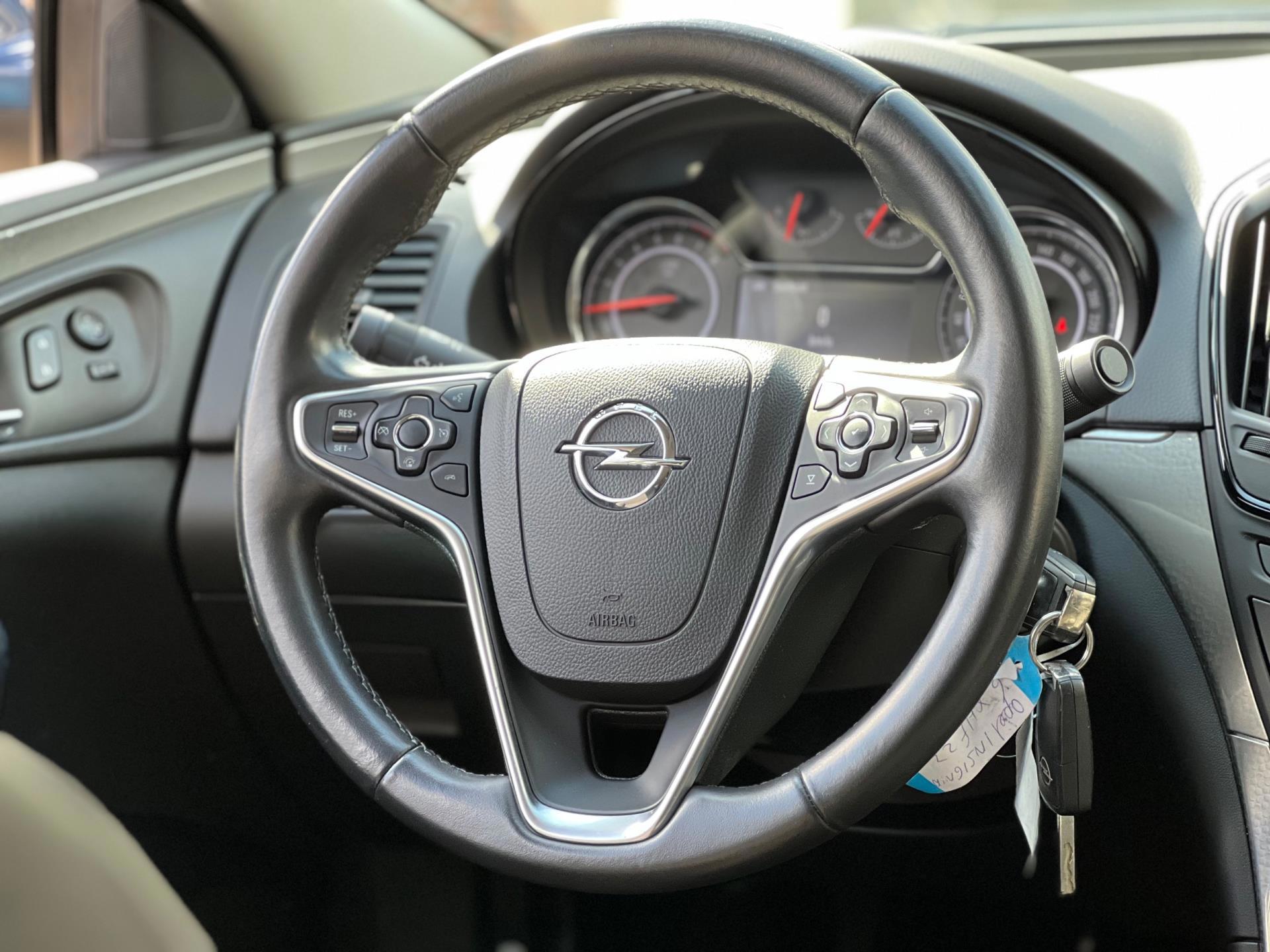 Foto van Opel Insignia Limousine HB