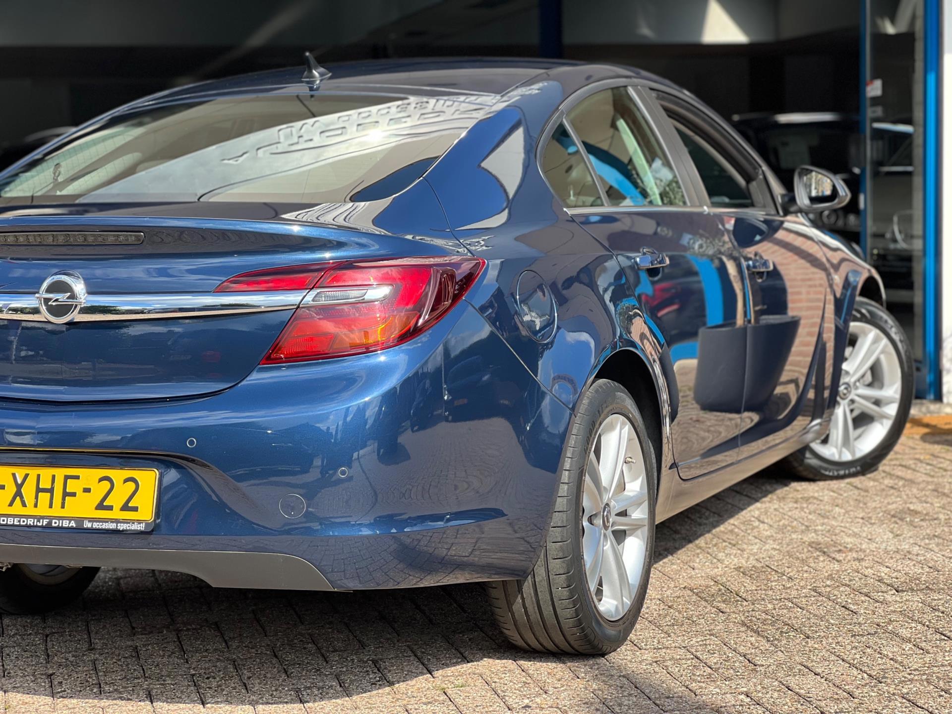 Foto van Opel Insignia Limousine HB