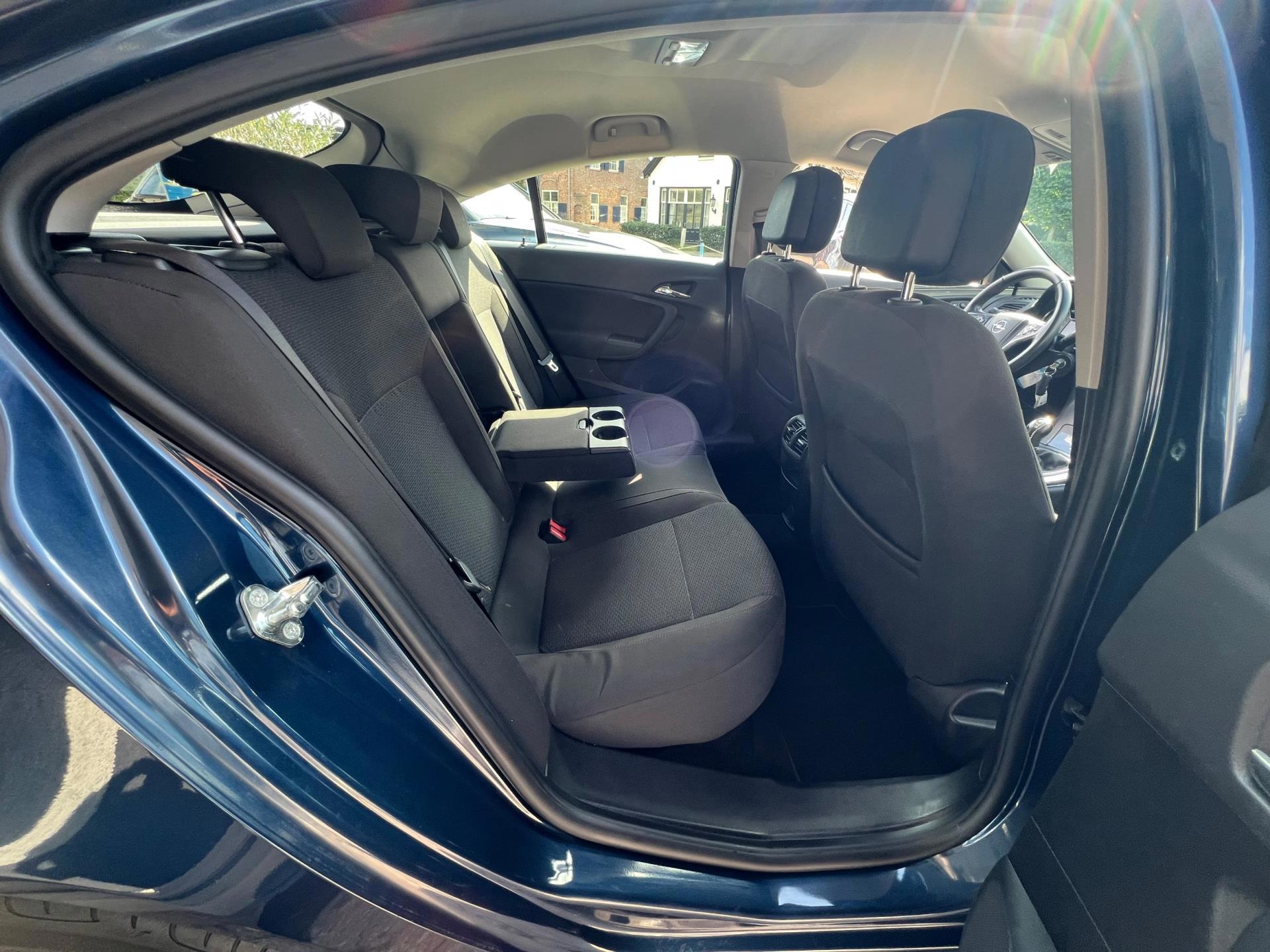 Foto van Opel Insignia Limousine HB