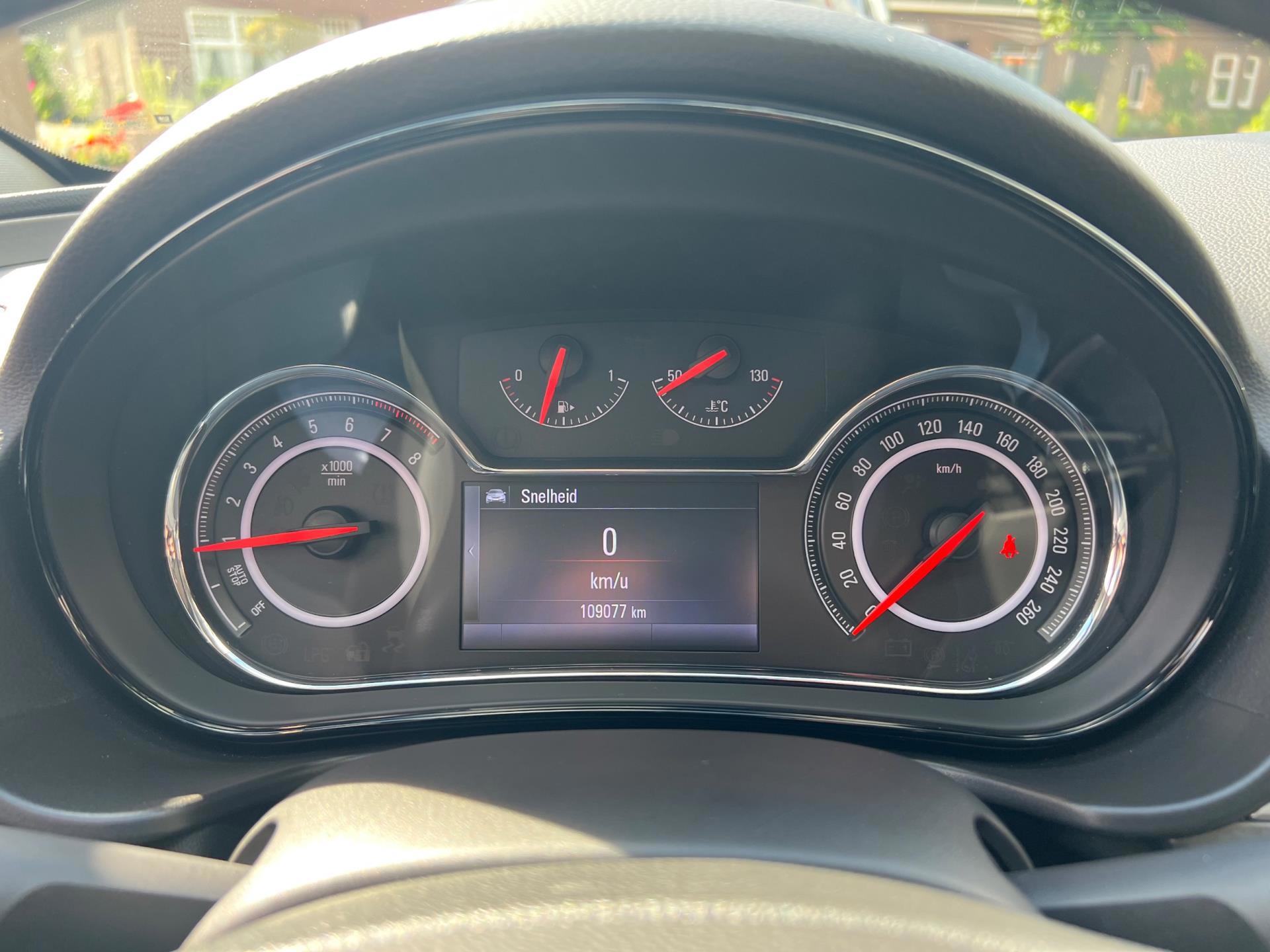 Foto van Opel Insignia Limousine HB