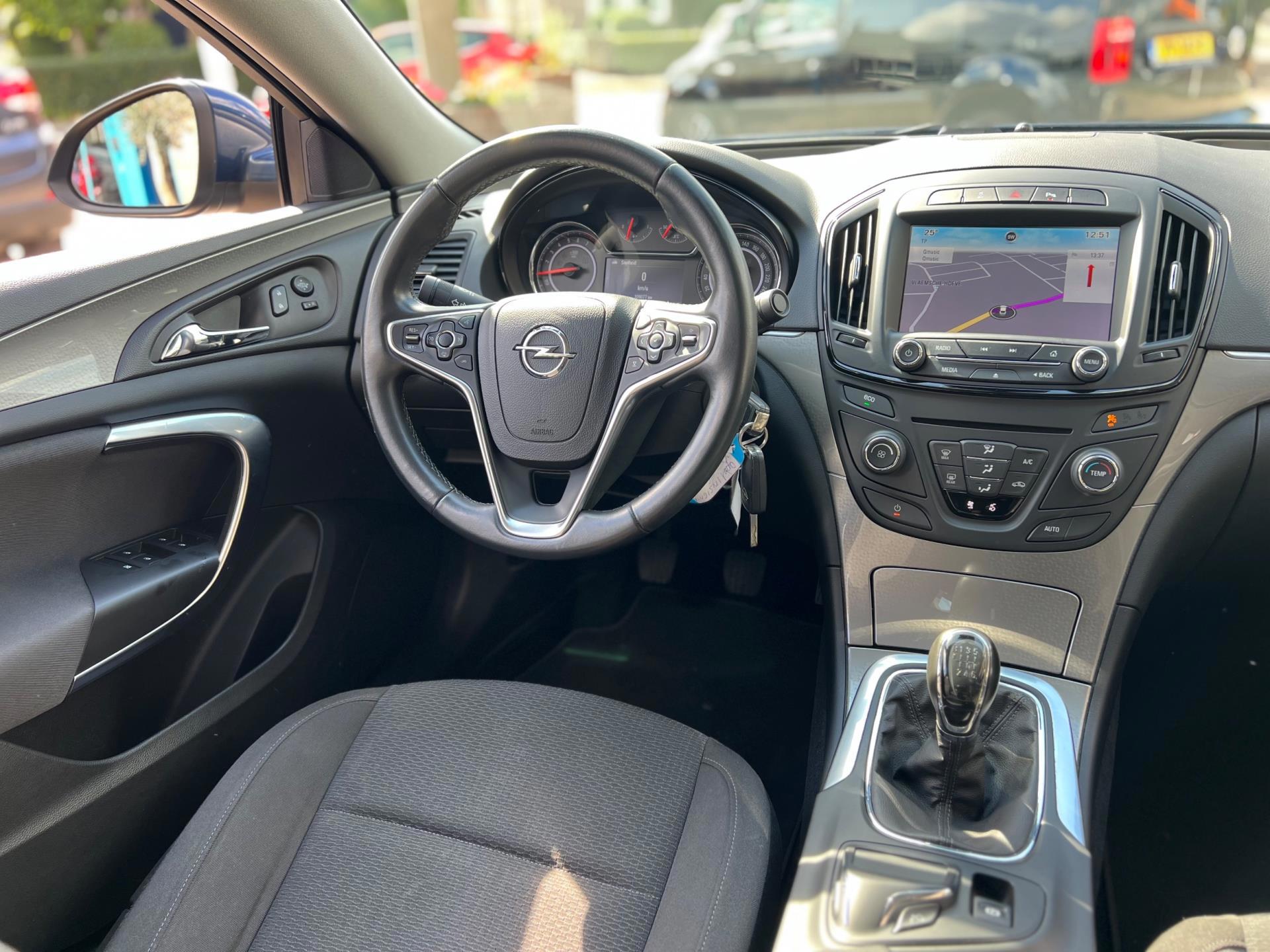 Foto van Opel Insignia Limousine HB