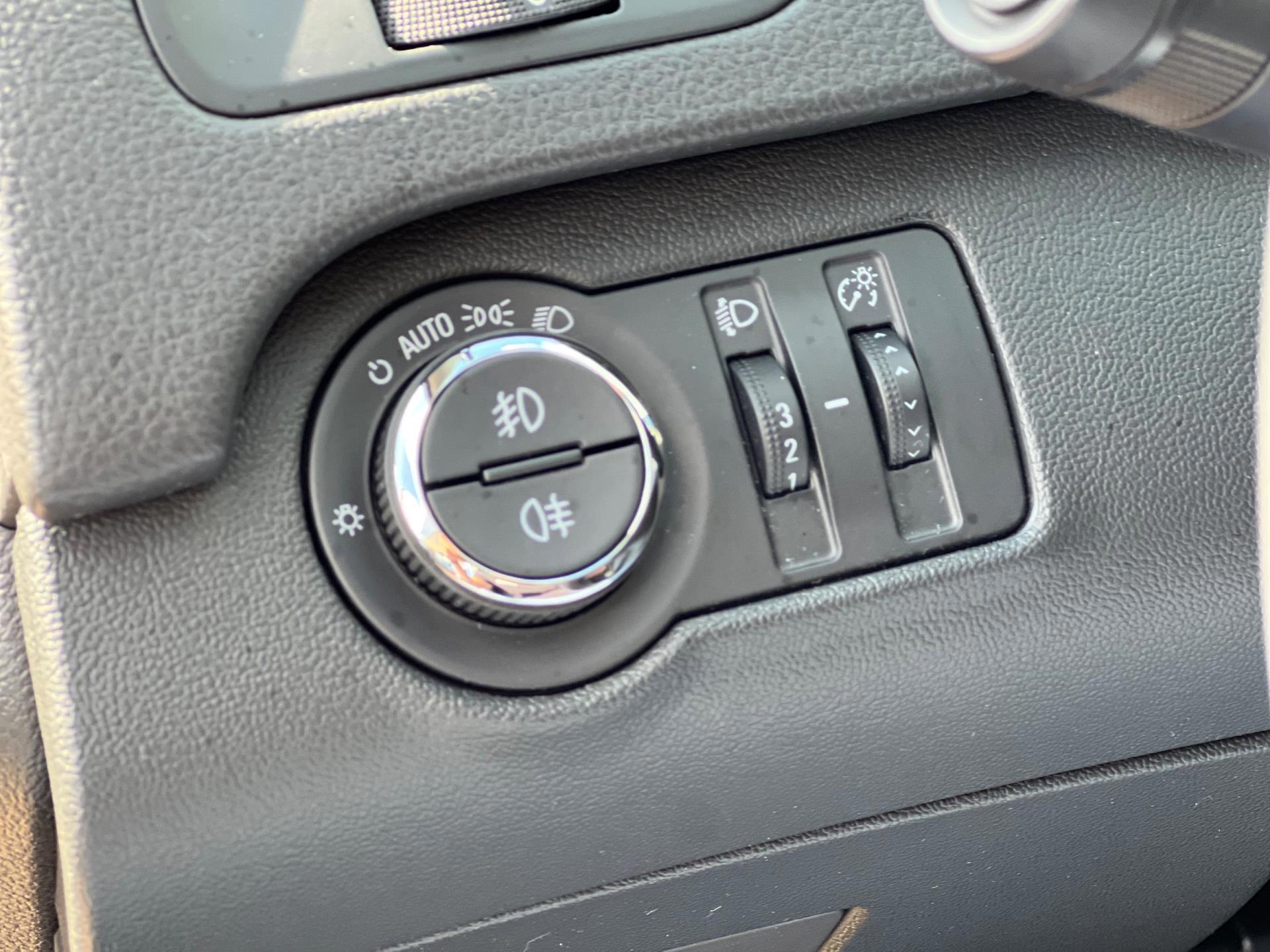 Foto van Opel Insignia Limousine HB