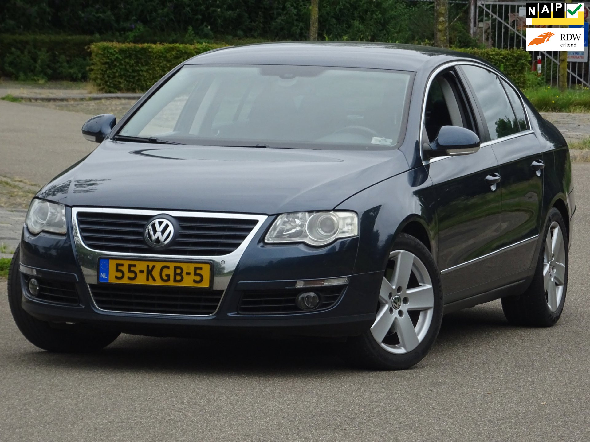 Volkswagen Passat 2.0 TDI Comfortline NAP/AIRCO/CRUISE/PDC 2010 - voorkant