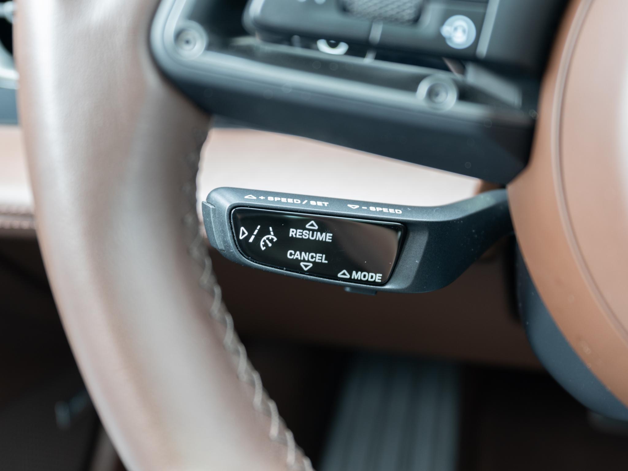 Foto van Porsche Taycan Turbo