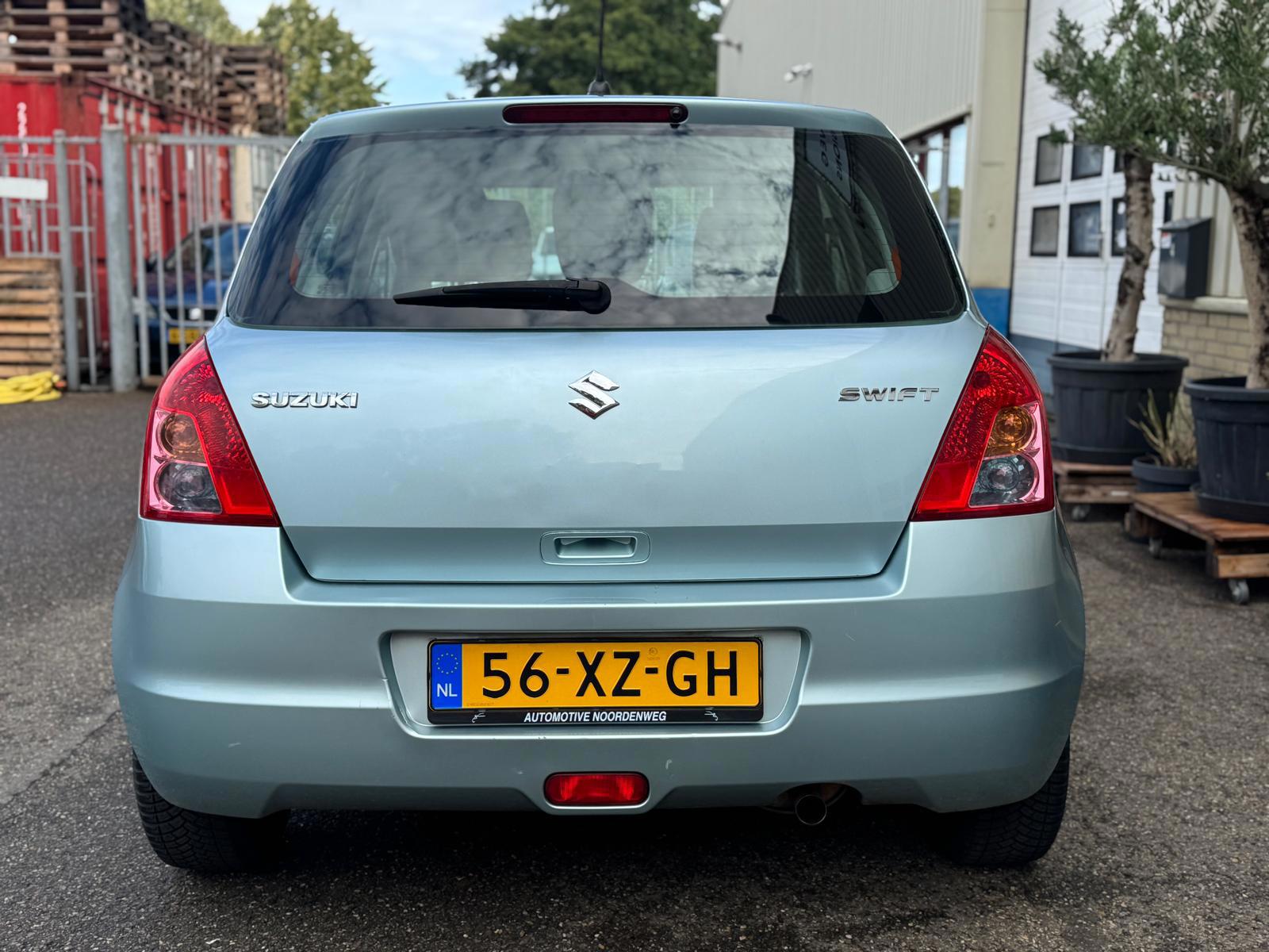 Foto van Suzuki Swift
